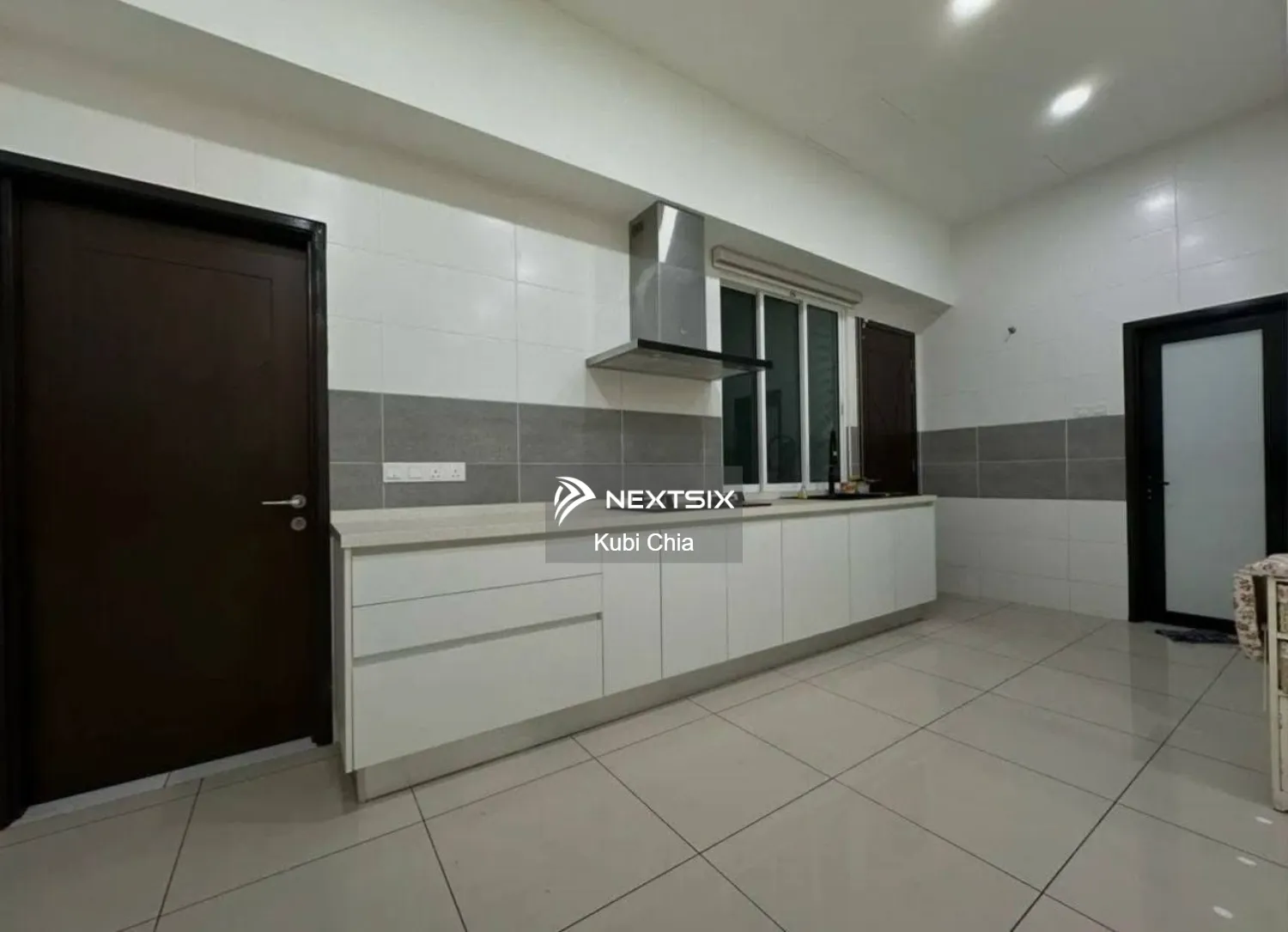 Semi-detached House For Sale in Klang Selangor - Image 5