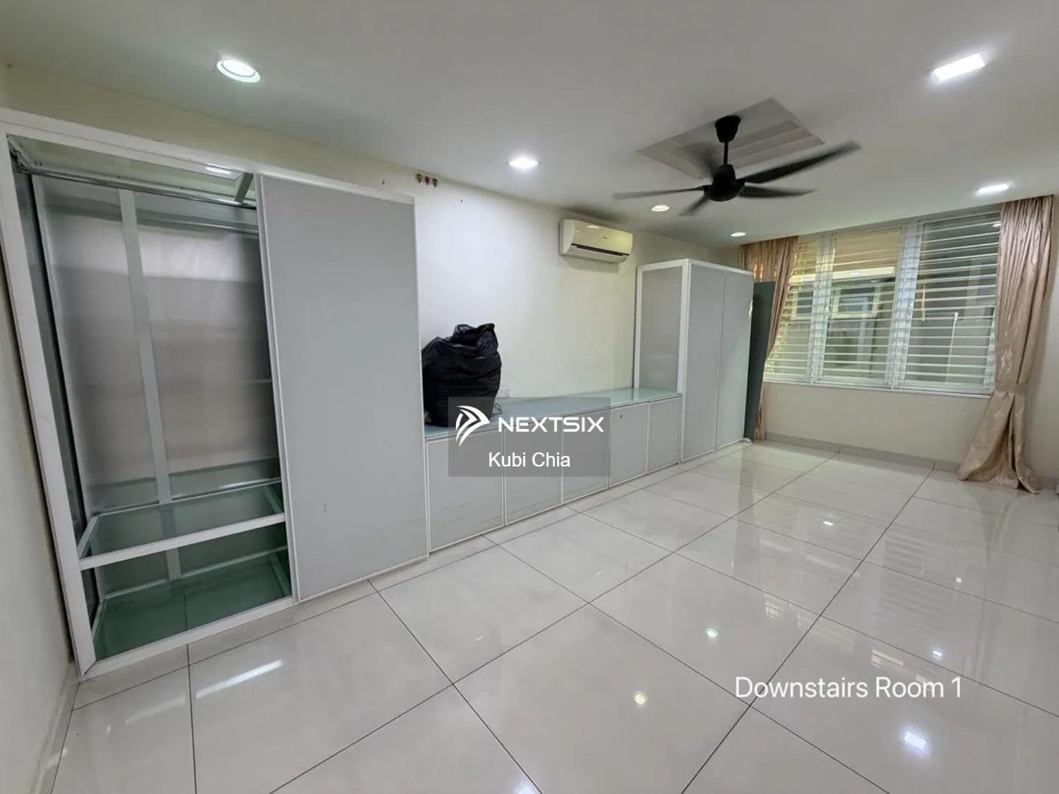 Semi-detached House For Sale in Bandar Bukit Tinggi Selangor - Image 9