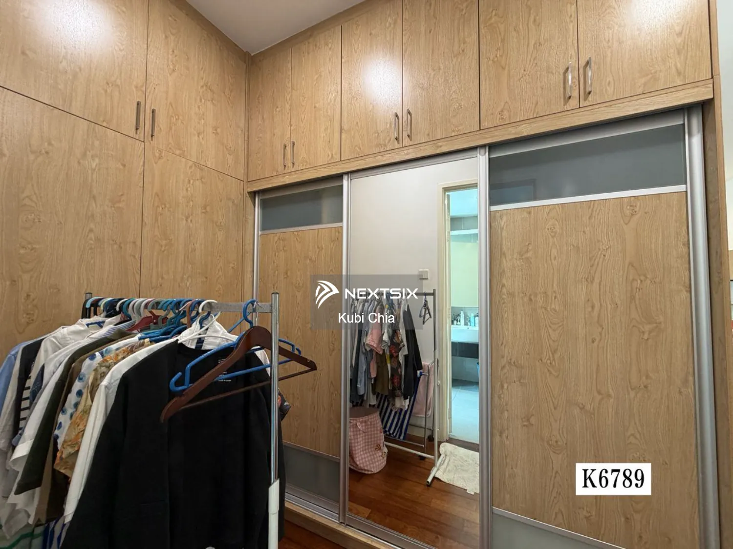 Semi-detached House For Sale in Bandar Bukit Tinggi Selangor - Image 17