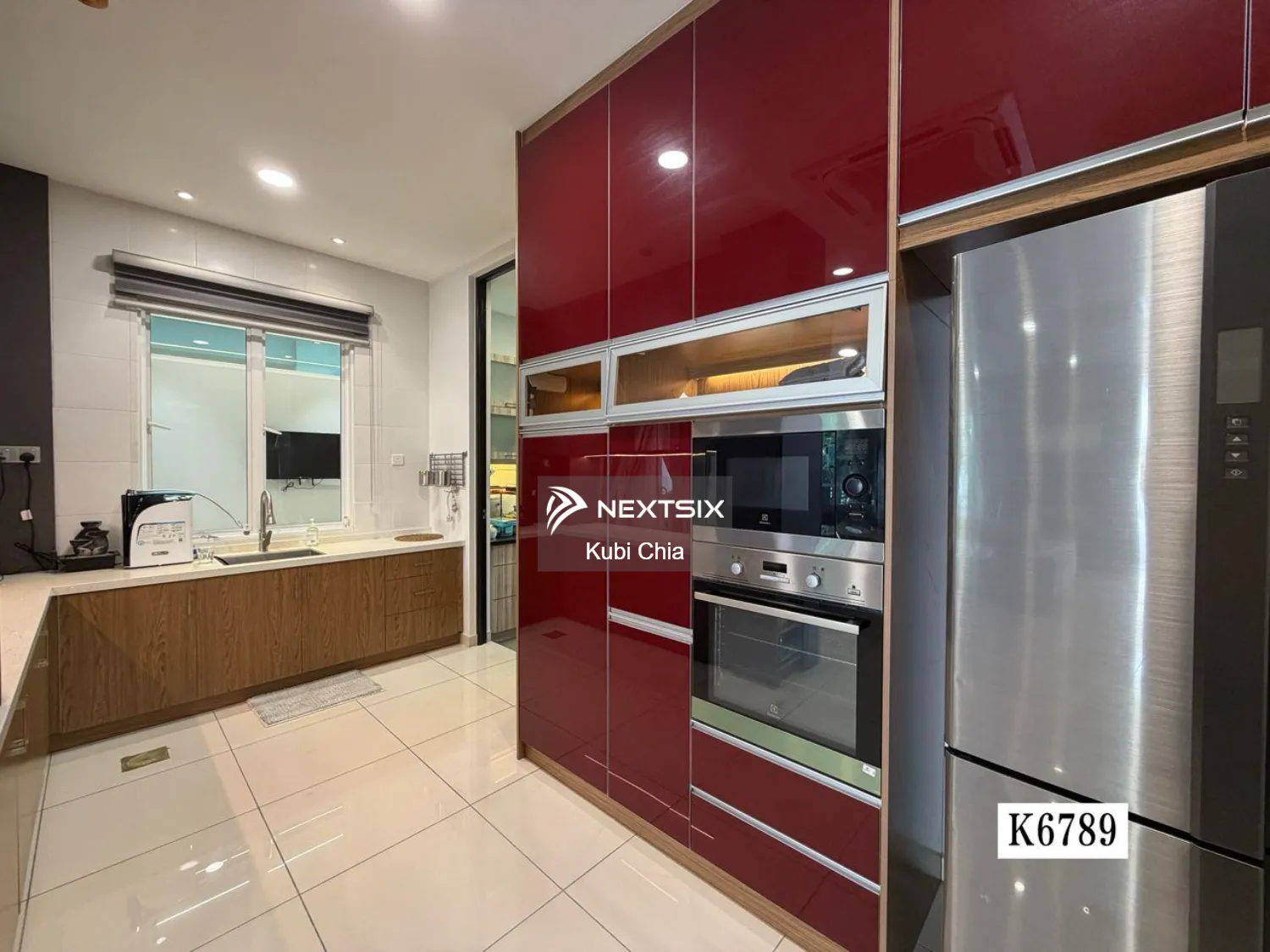 Semi-detached House For Sale in Bandar Bukit Tinggi Selangor - Image 5