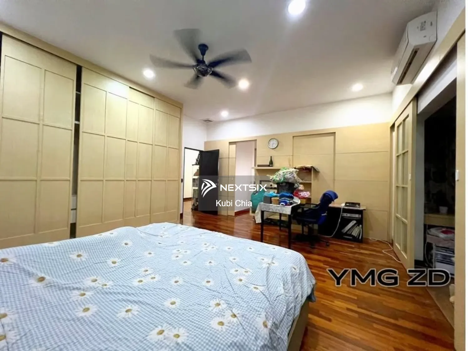 Semi-detached House For Sale in Aman Perdana Selangor - Image 6