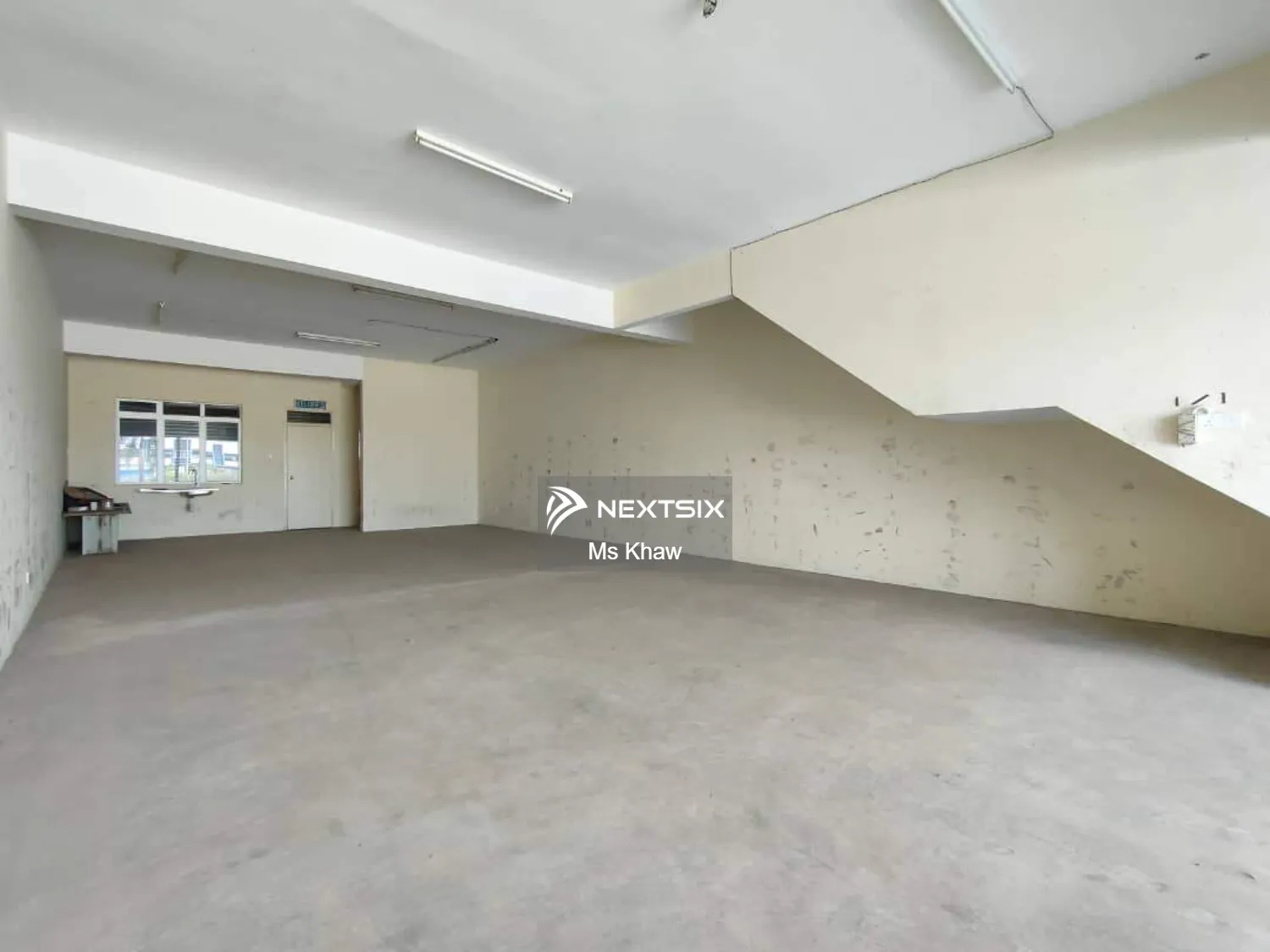 Shop For Sale in Pekan Nanas Johor - Image 2