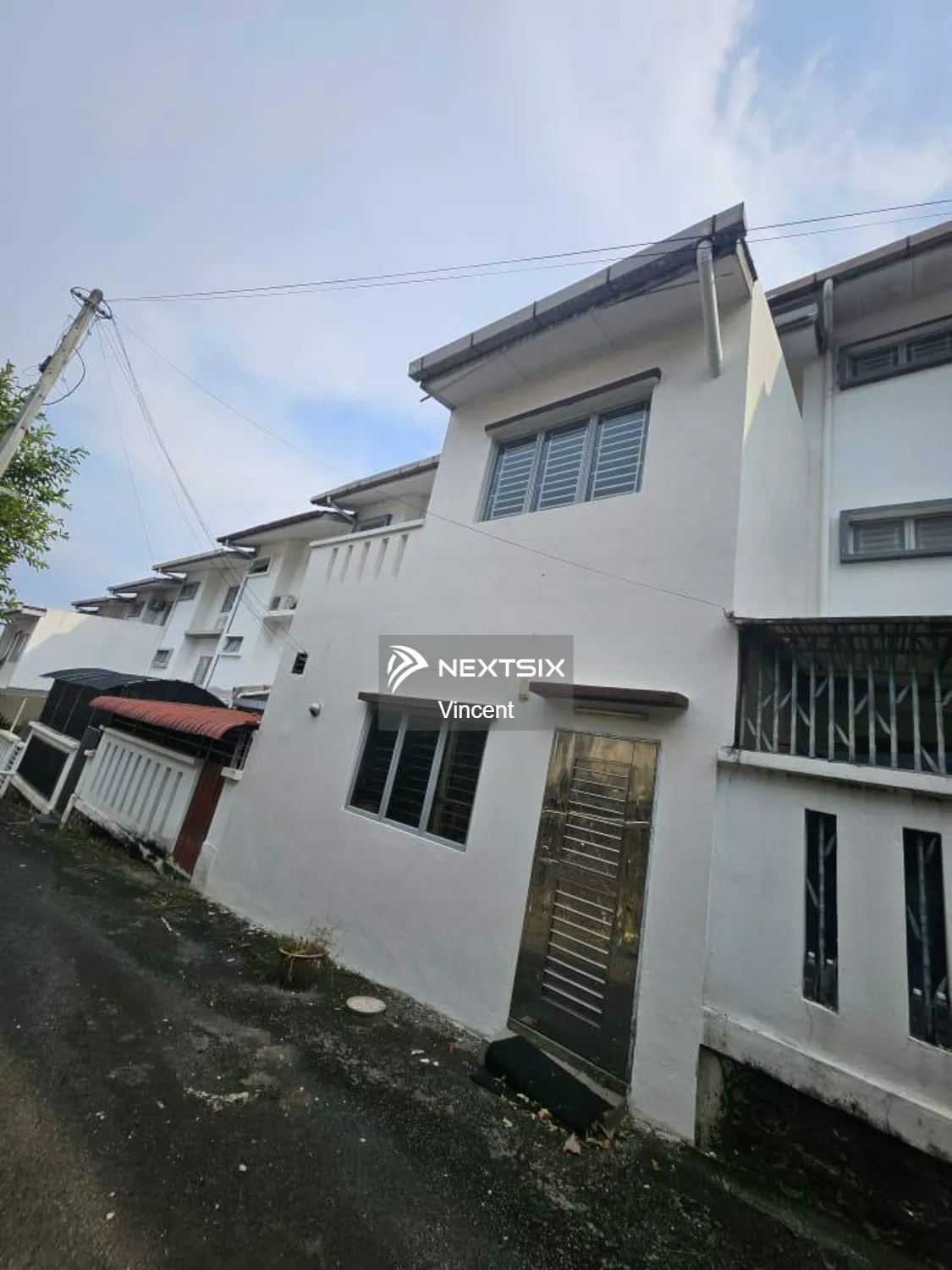 2.5-sty Terrace/Link House For Sale in Seri Kembangan Selangor - Image 9