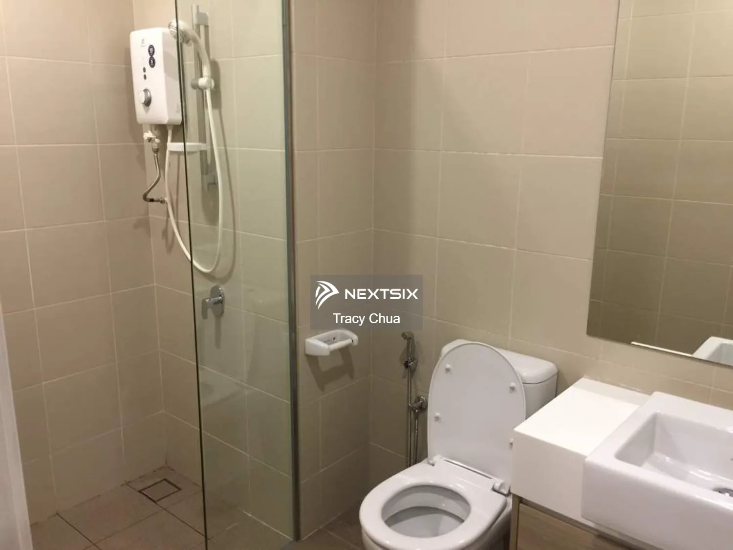 Serviced Residence For Rent in Glenmarie Selangor - Image 9