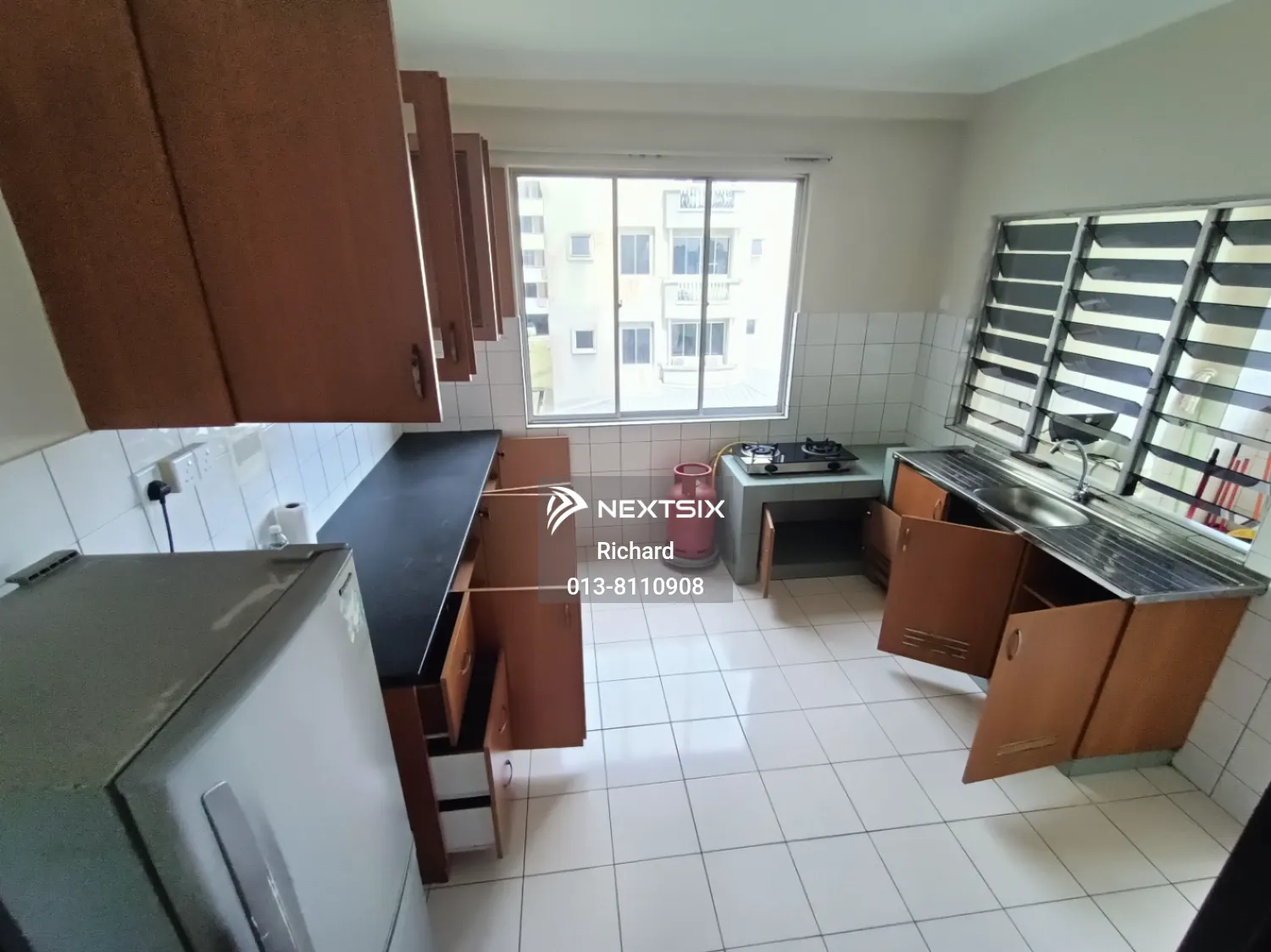 Condominium For Sale in Kuching Sarawak - Image 9