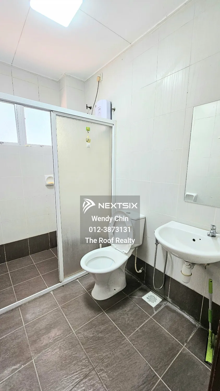 2-sty Terrace/Link House For Sale in Puchong Selangor - Image 8