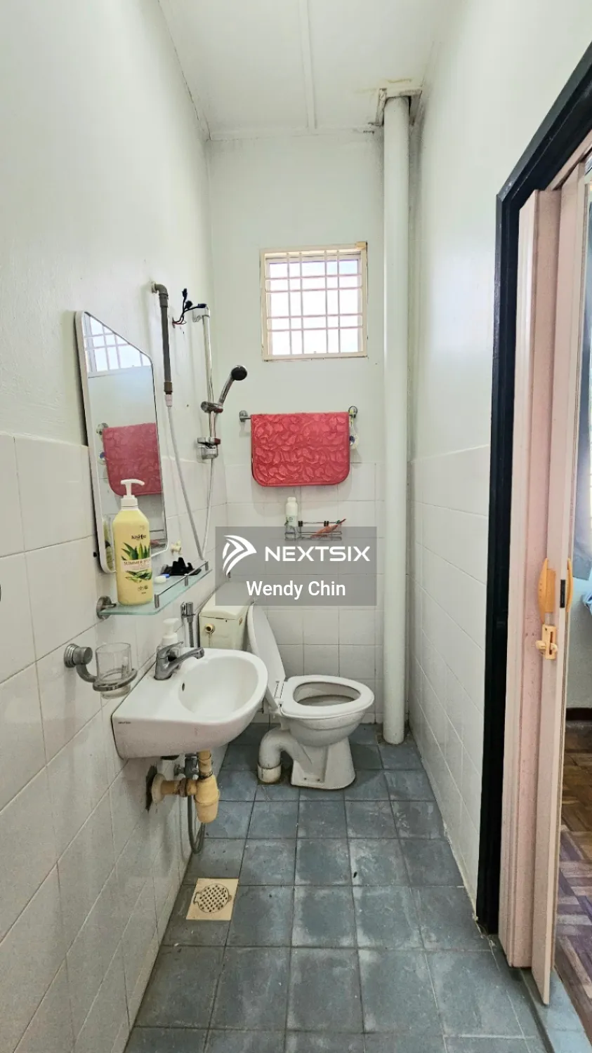 2-sty Terrace/Link House For Sale in Puchong Selangor - Image 6