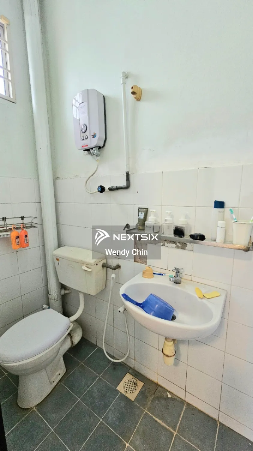 2-sty Terrace/Link House For Sale in Puchong Selangor - Image 8