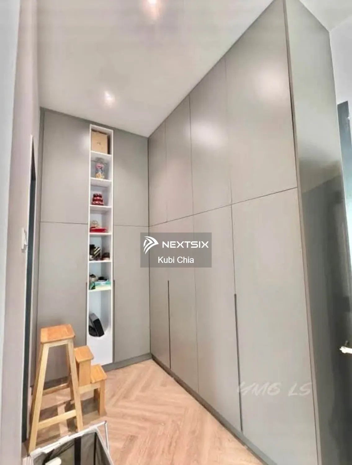 Semi-detached House For Sale in Klang Selangor - Image 5