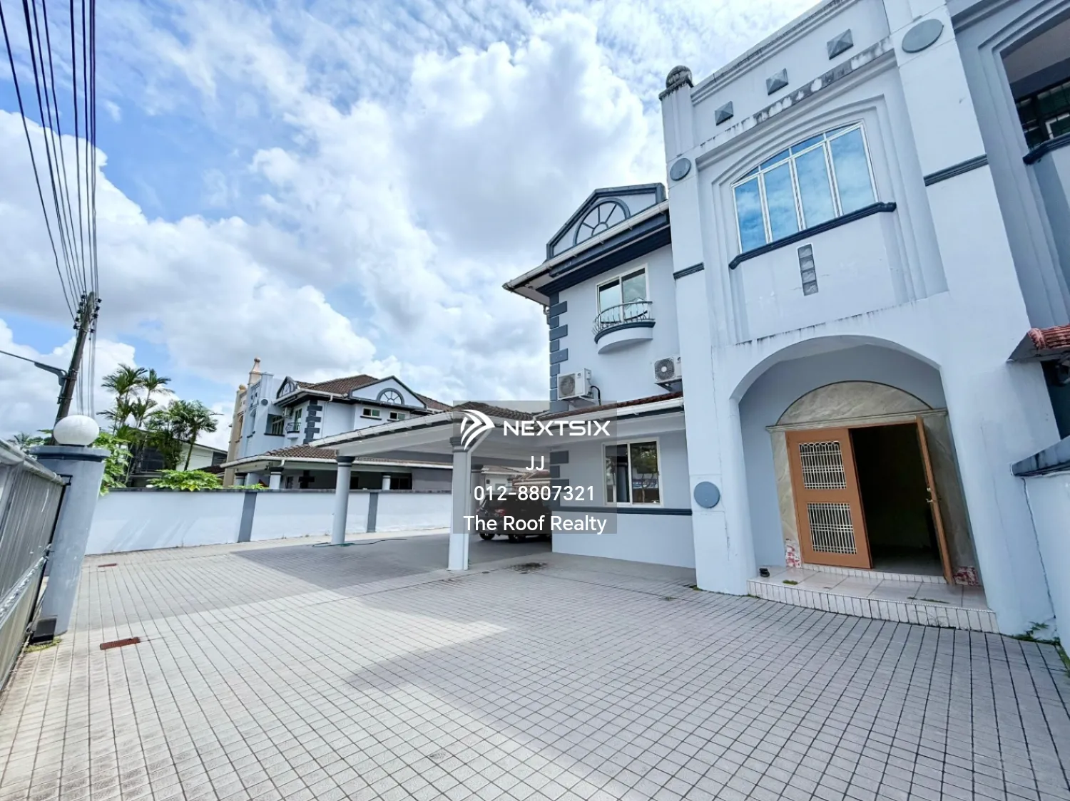 Semi-detached House For Sale in Kuching Sarawak