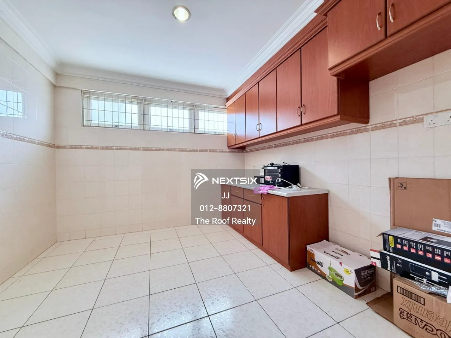 Semi-detached House For Sale in Kuching Sarawak - Image 10