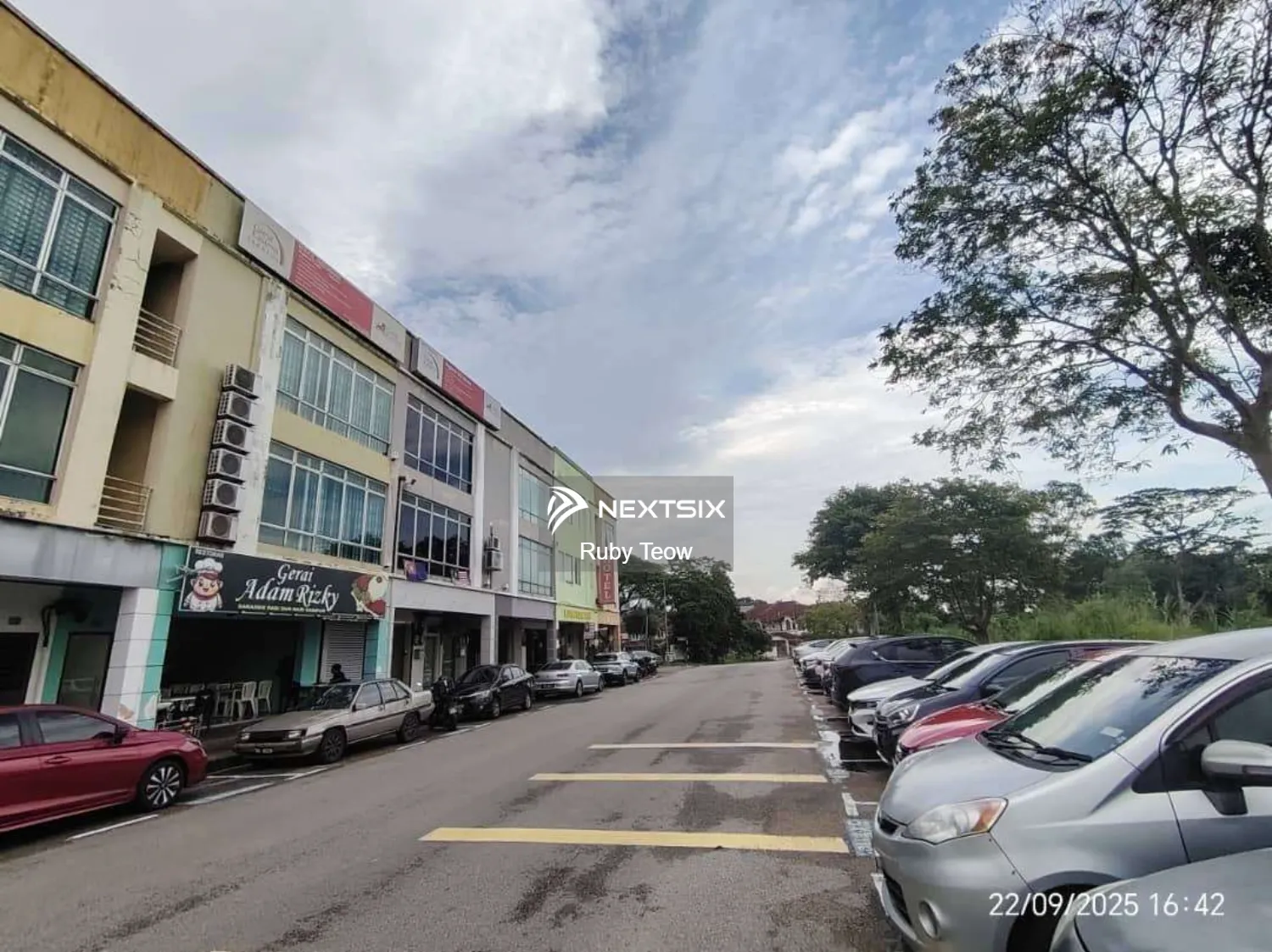 Shop For Sale in Skudai Johor