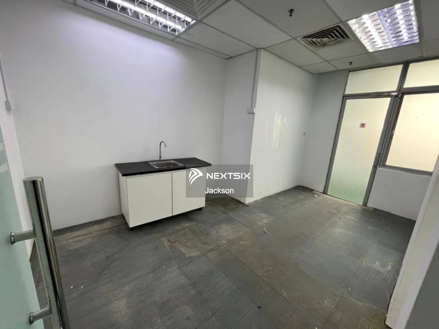 Office For Rent in Puchong Selangor - Image 9
