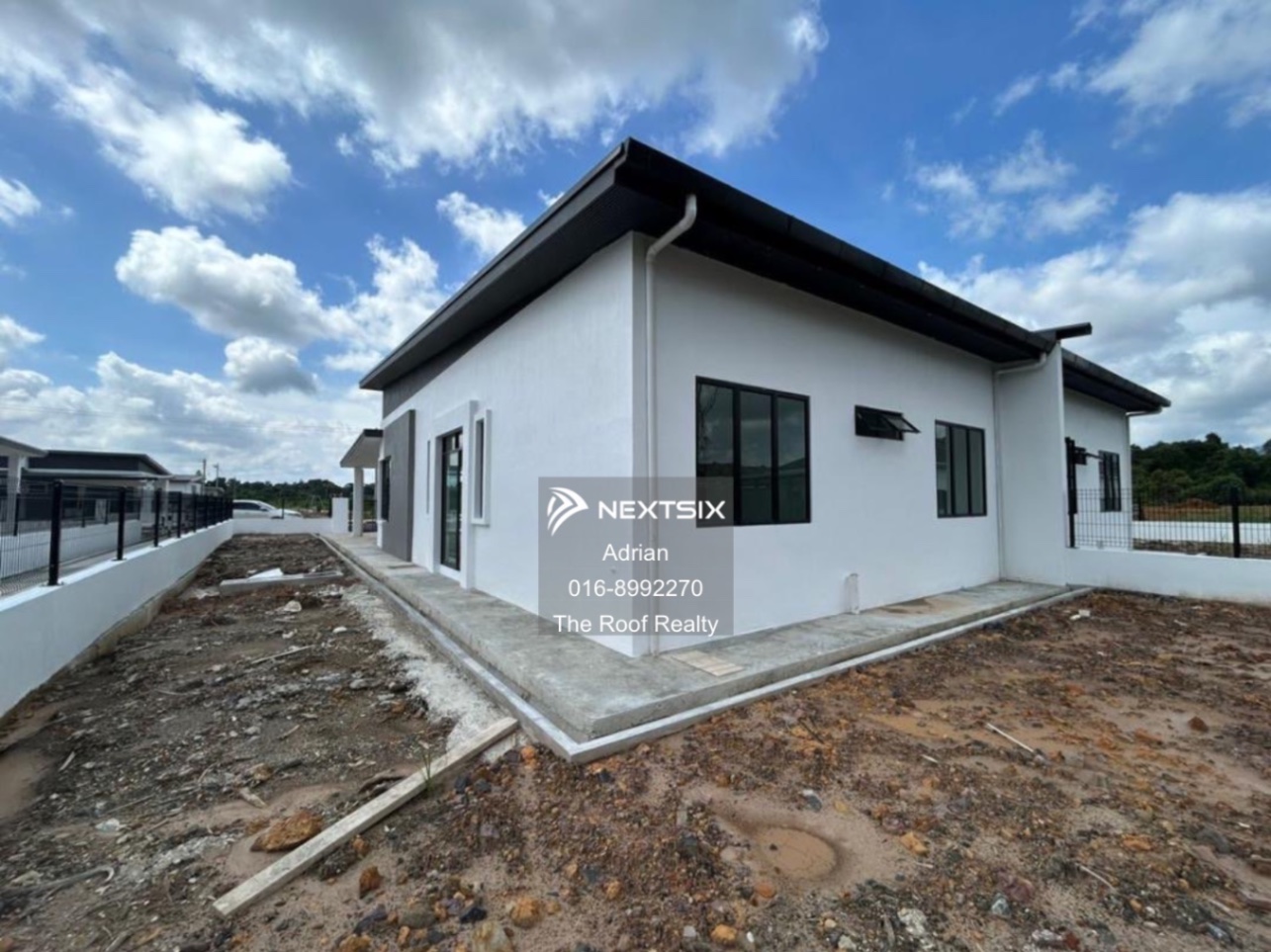 Semi-detached House For Sale in Kuching Sarawak - Image 11