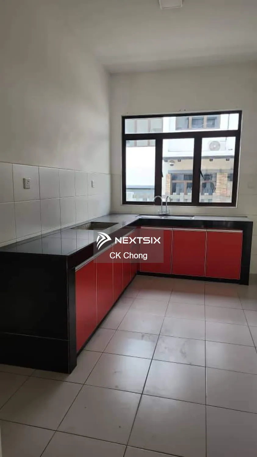 2-sty Superlink House For Sale in Semenyih Selangor - Image 9