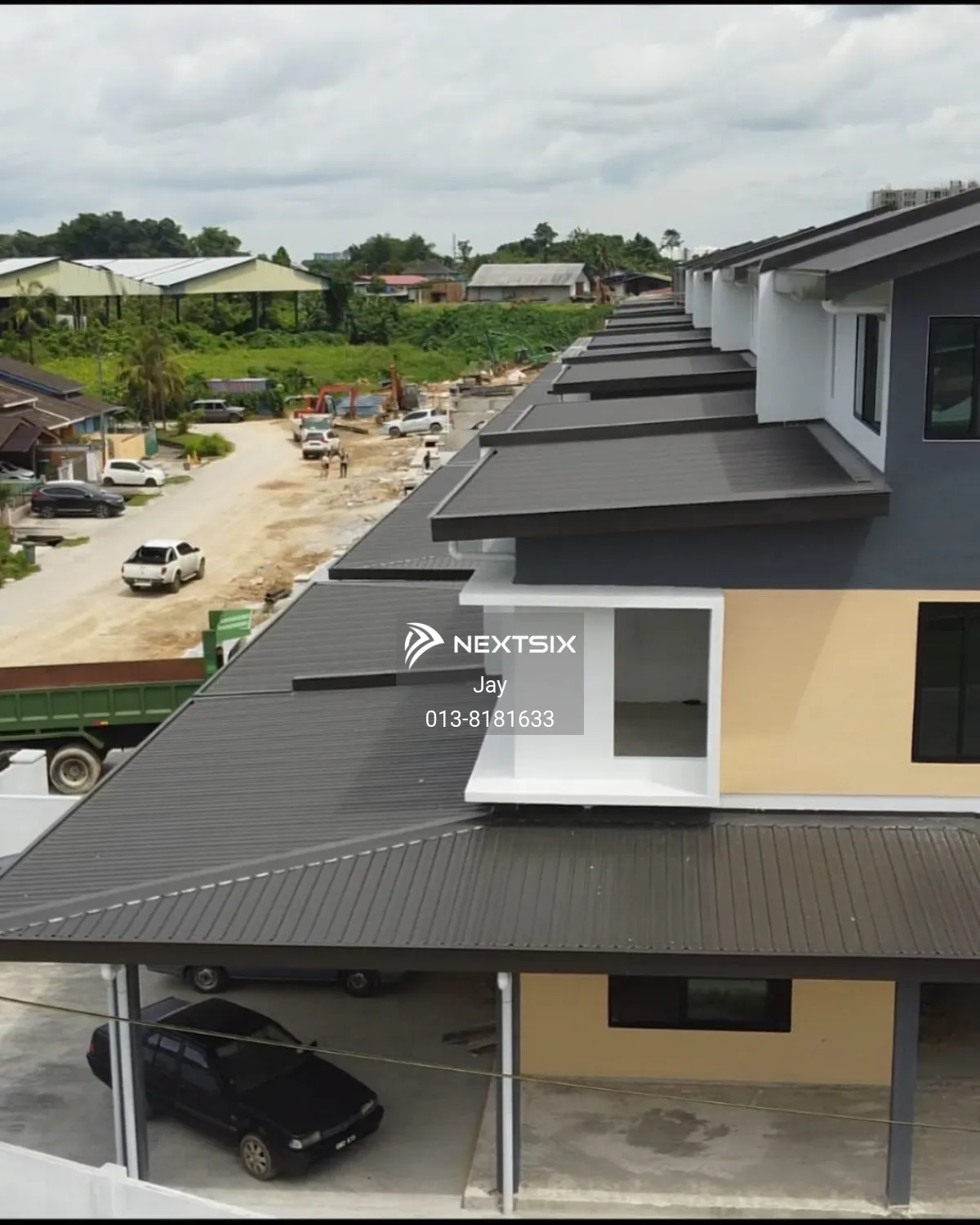 Semi-detached House For Sale in Kuching Sarawak - Image 10