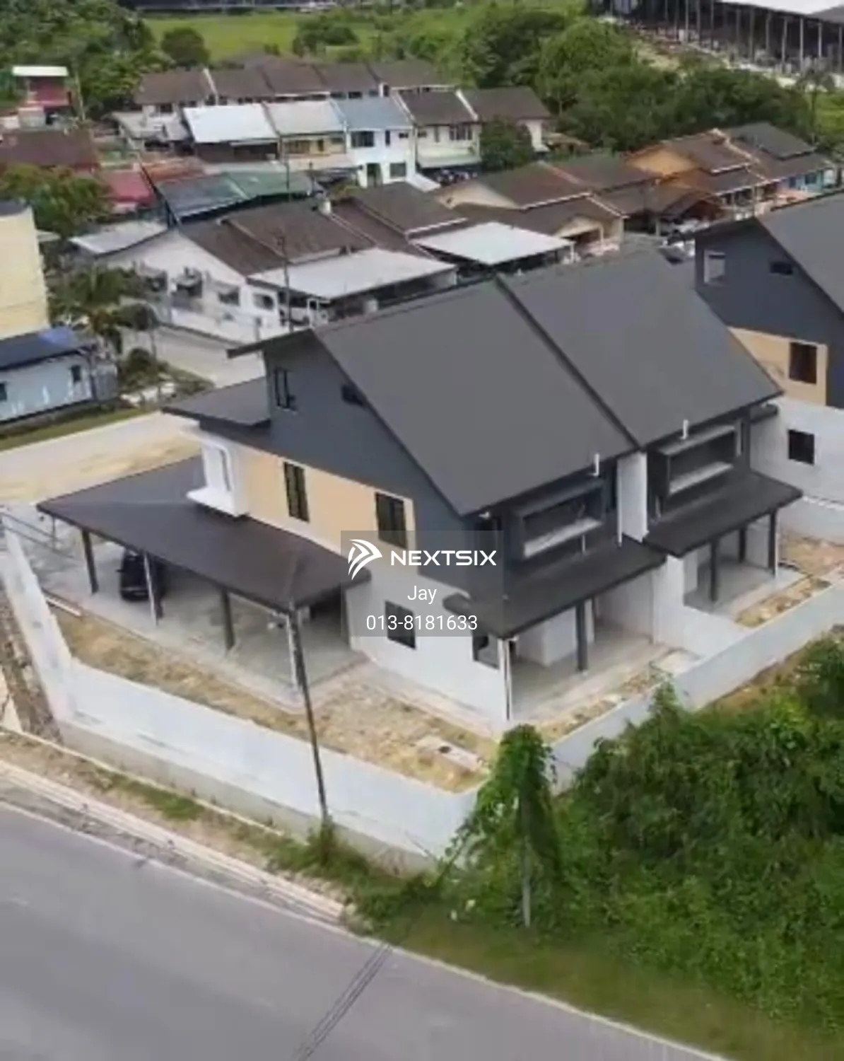 Semi-detached House For Sale in Kuching Sarawak - Image 6