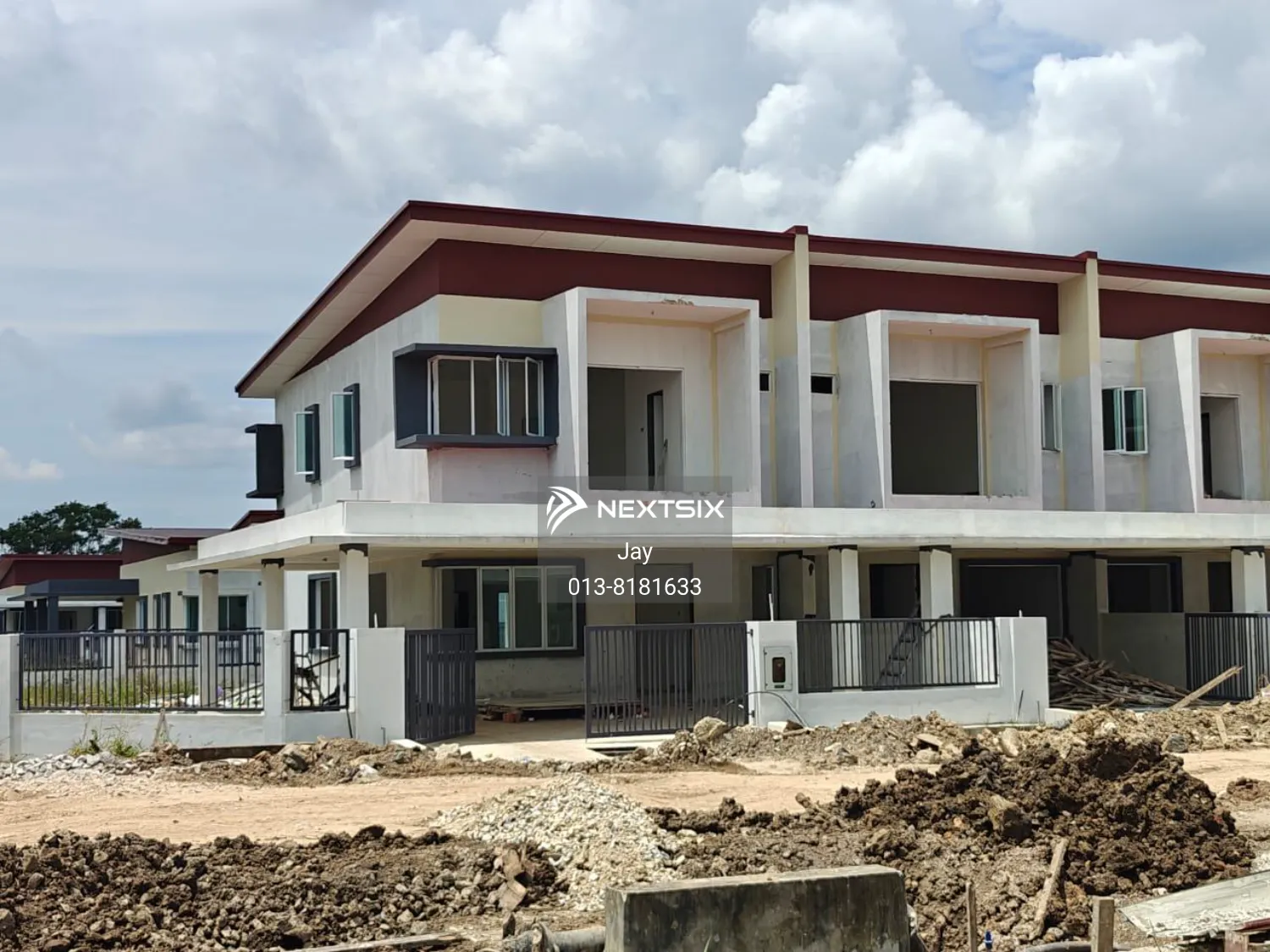 2-sty Terrace/Link House For Sale in Kuching Sarawak - Image 5