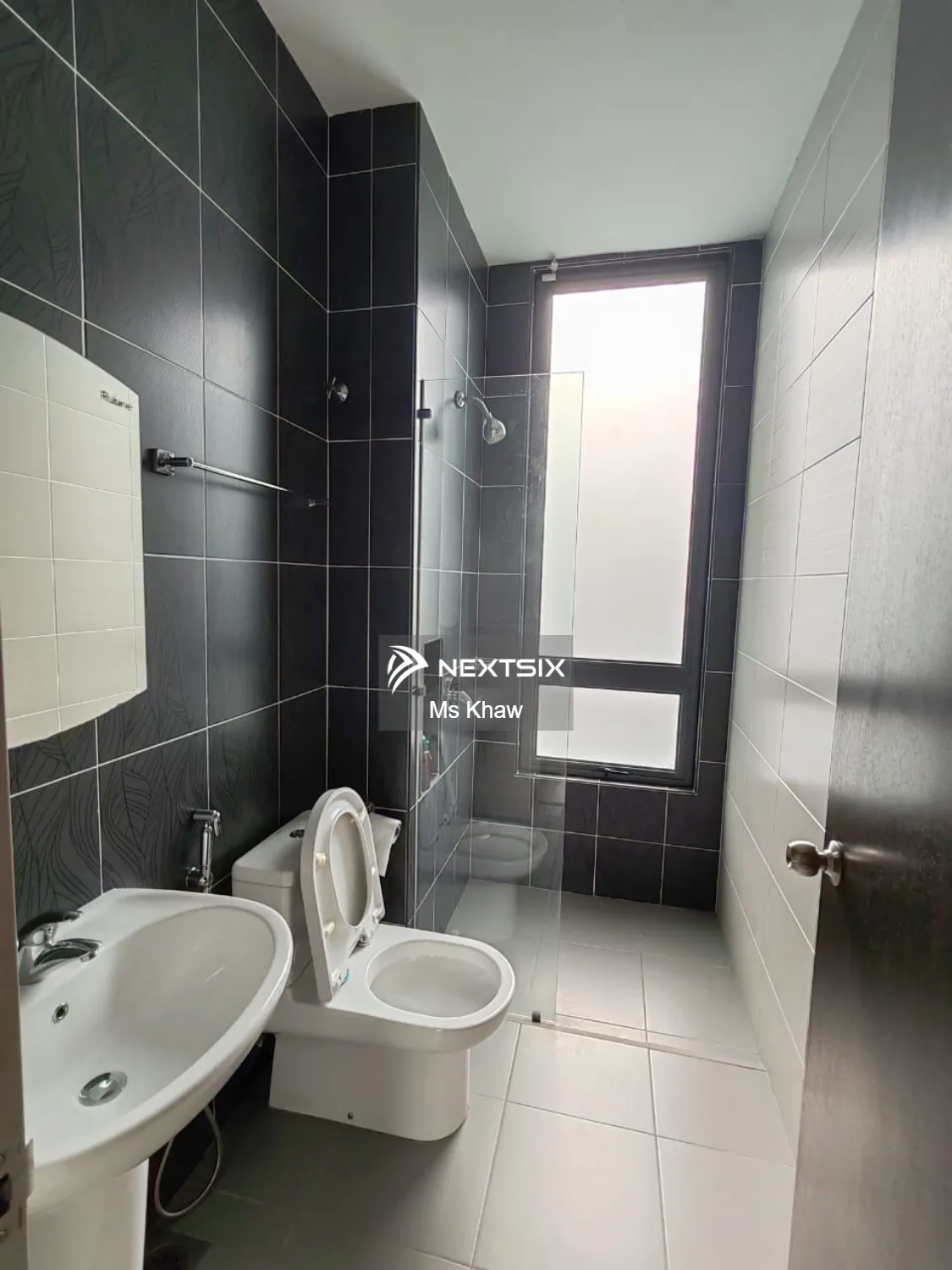 Semi-detached House For Sale in Gelang Patah Johor - Image 10