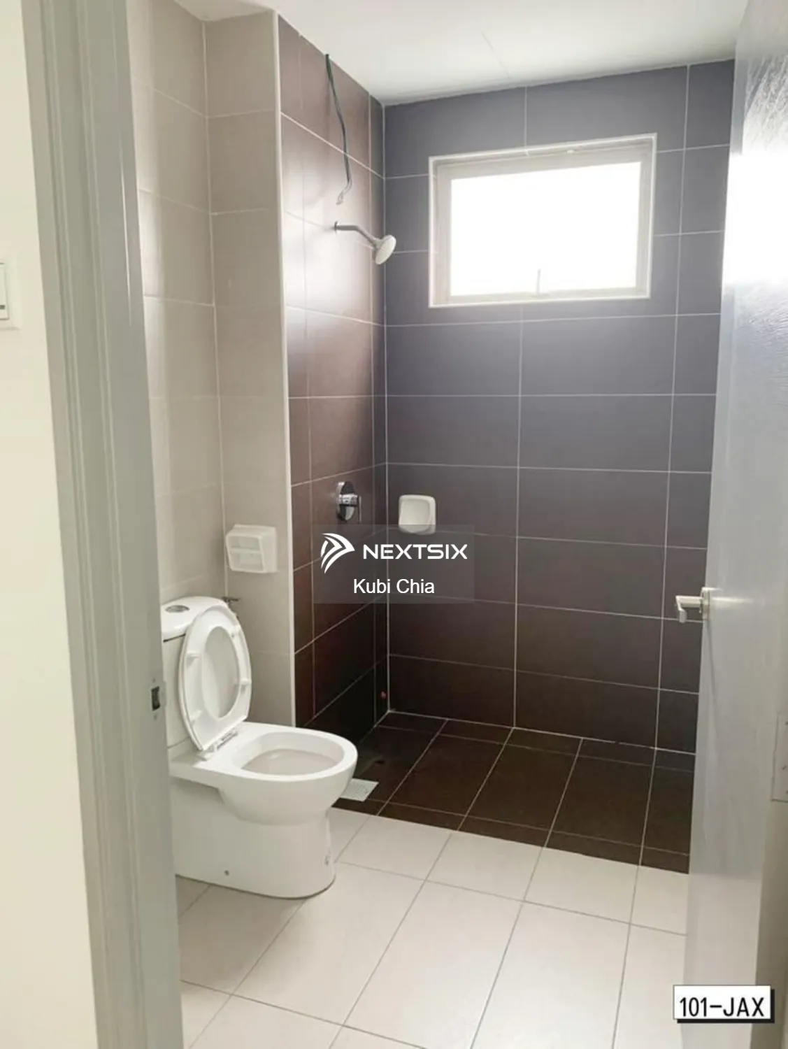 Semi-detached House For Sale in Klang Selangor - Image 12