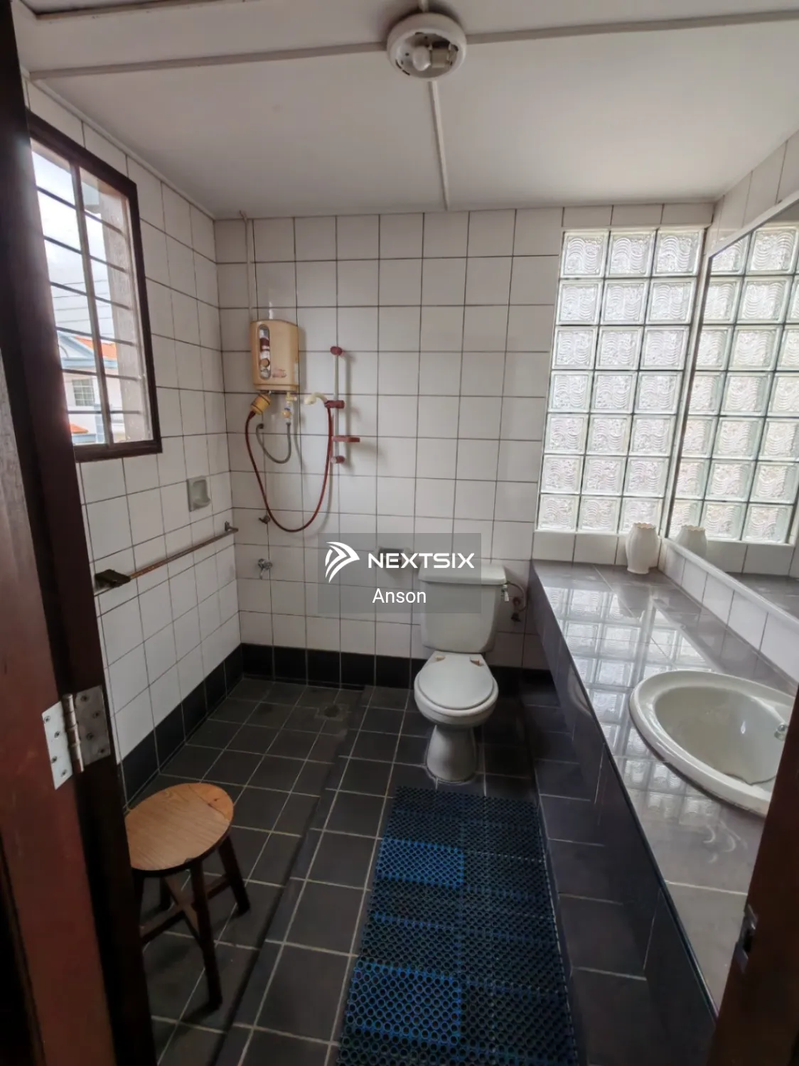 Semi-detached House For Sale in Kuching Sarawak - Image 9