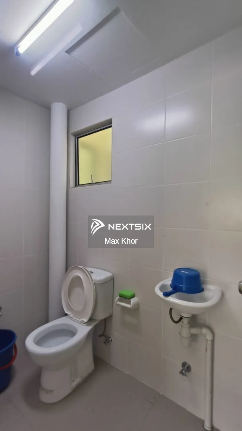 Apartment For Rent in Setia Alam Selangor - Image 11