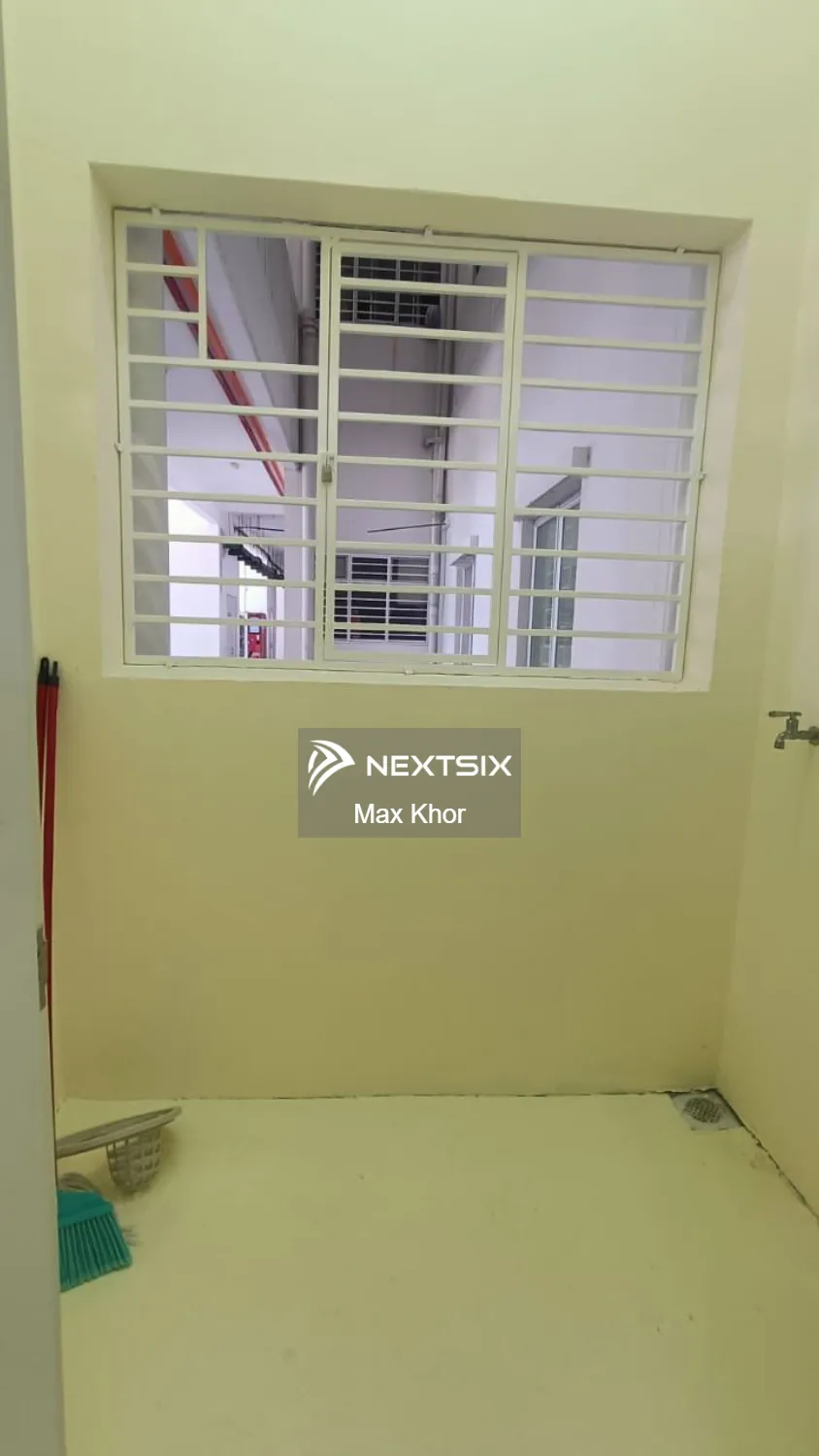 Apartment For Rent in Setia Alam Selangor - Image 4