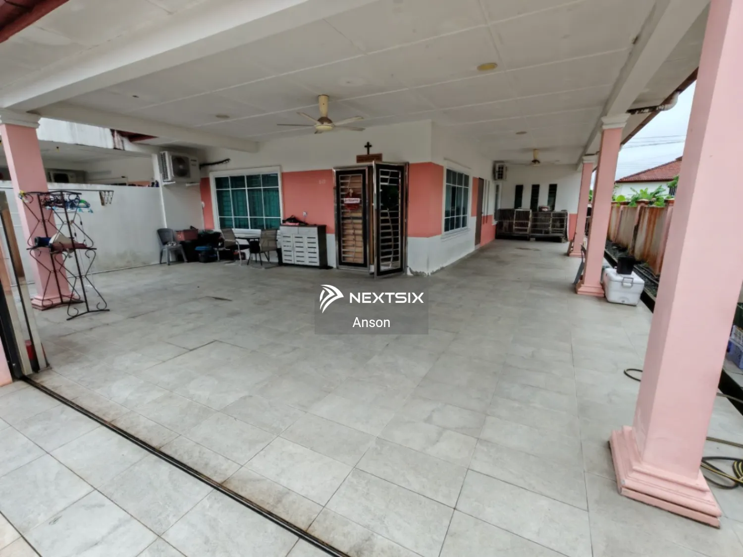 2-sty Terrace/Link House For Sale in Kota Samarahan Sarawak - Image 2