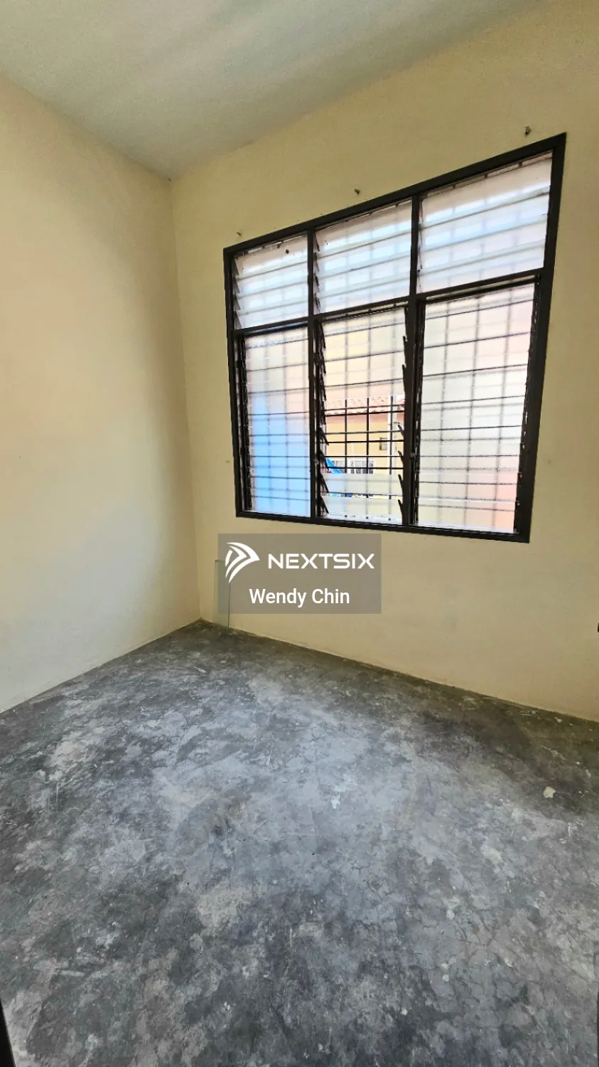 2-sty Terrace/Link House For Sale in Puchong Selangor - Image 6