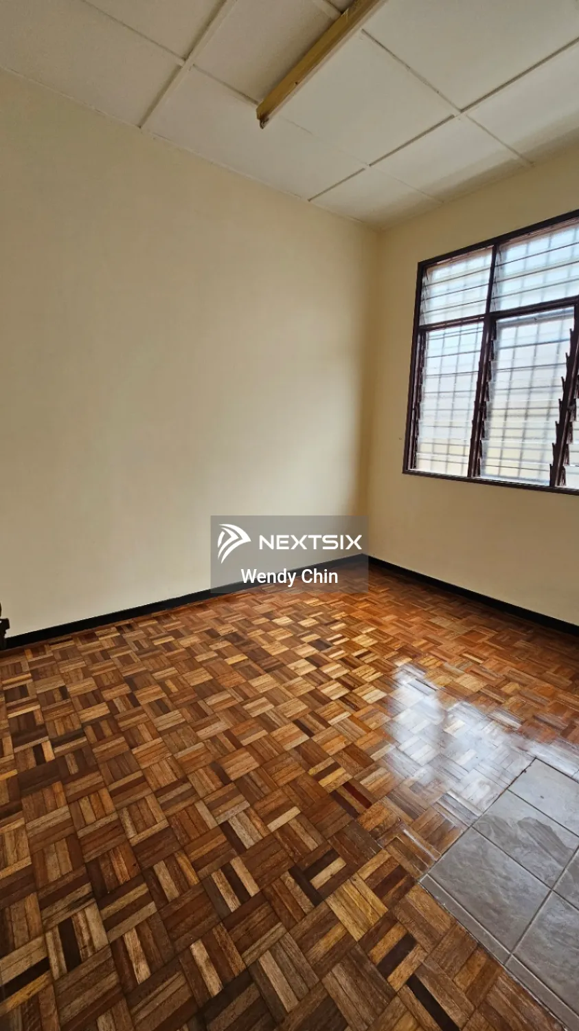 2-sty Terrace/Link House For Sale in Puchong Selangor - Image 7