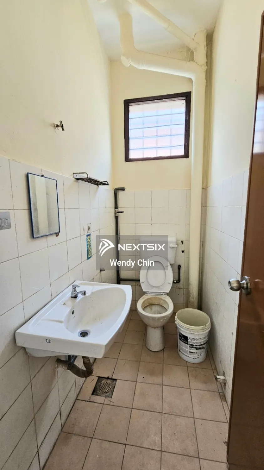 2-sty Terrace/Link House For Sale in Puchong Selangor - Image 9