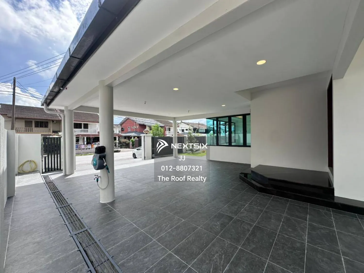 Semi-detached House For Sale in Kuching Sarawak - Image 6