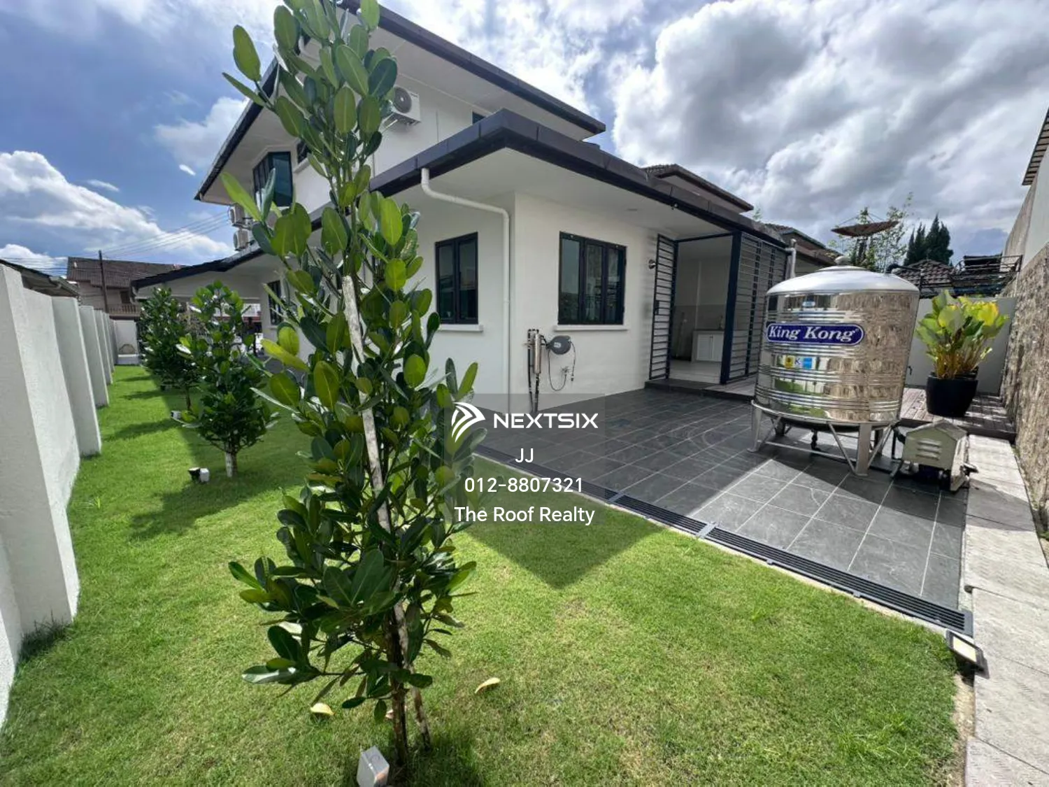 Semi-detached House For Sale in Kuching Sarawak - Image 9