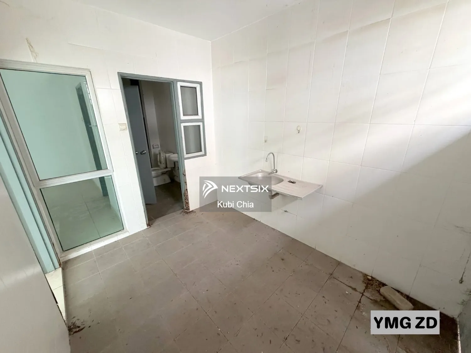 Semi-detached House For Sale in Bandar Bukit Tinggi Selangor - Image 6