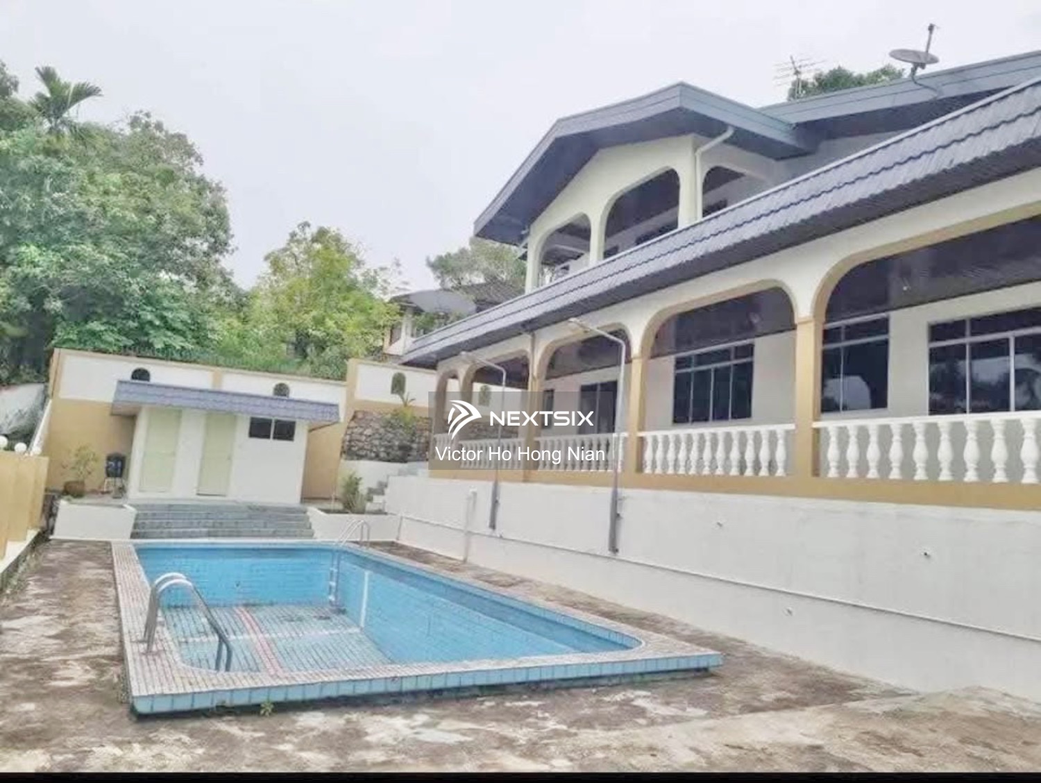 Bungalow For Sale in Kuching Sarawak - Image 5