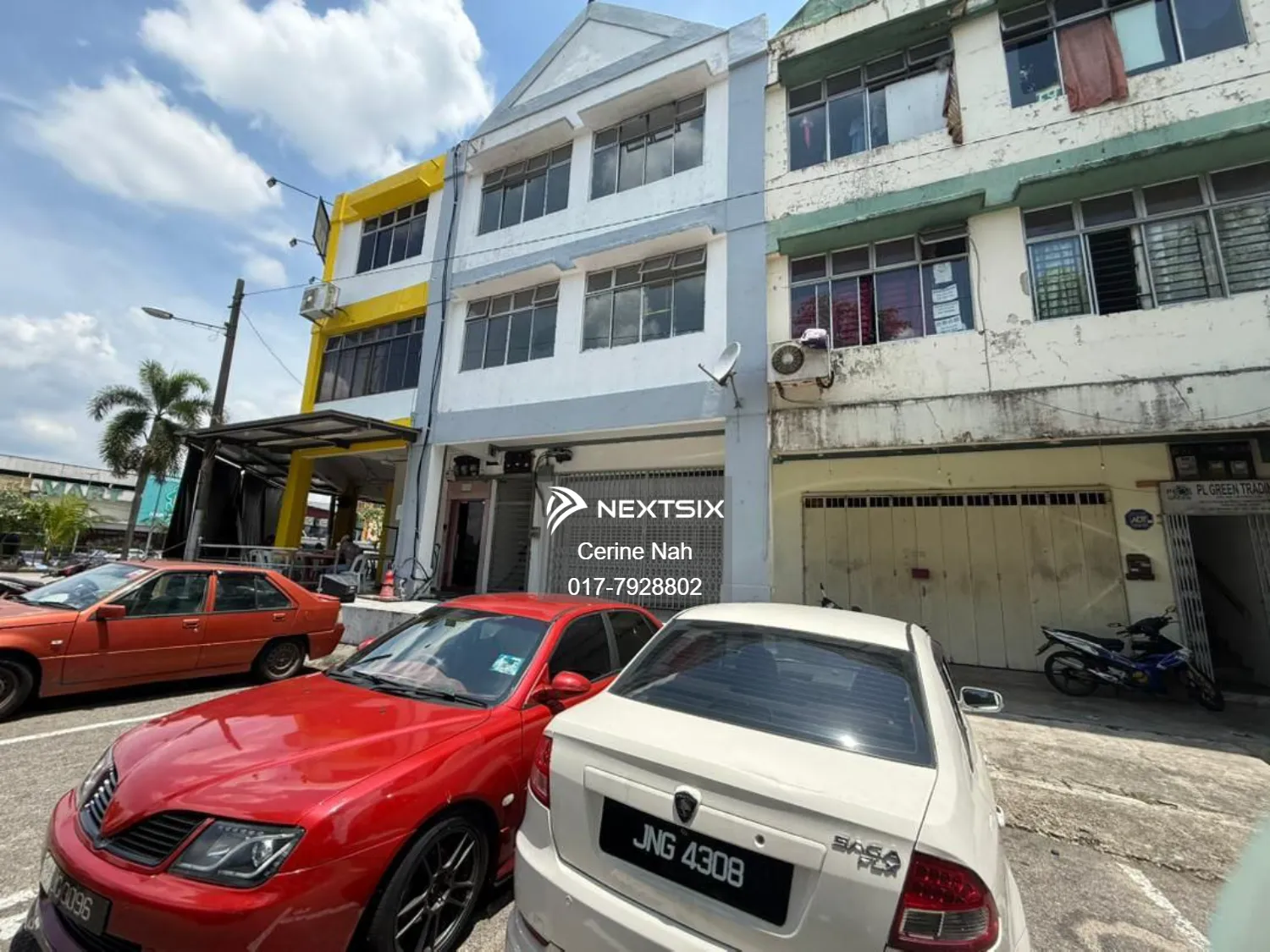 Shop For Sale in Ulu Tiram Johor