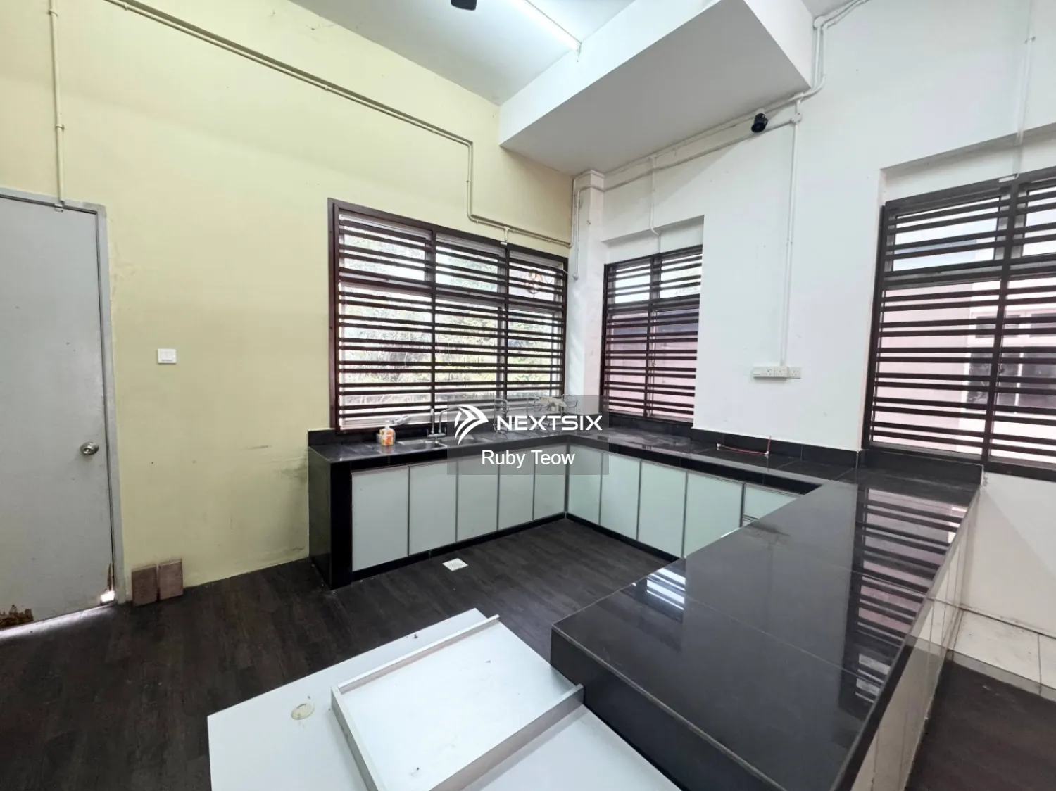 Shop For Rent in Skudai Johor - Image 7