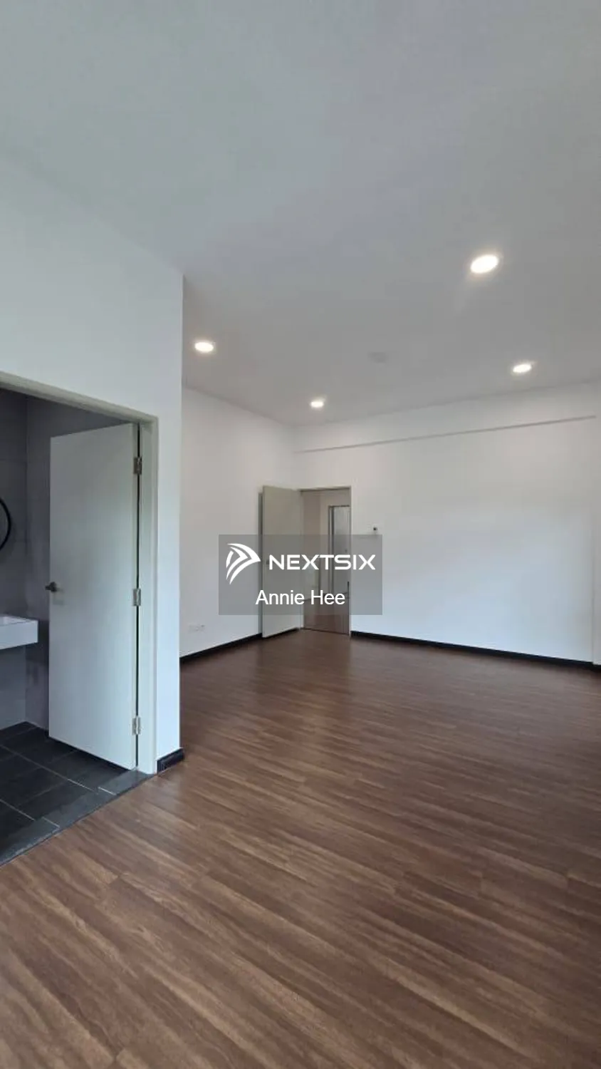 Semi-detached House For Rent in Penampang Sabah - Image 5