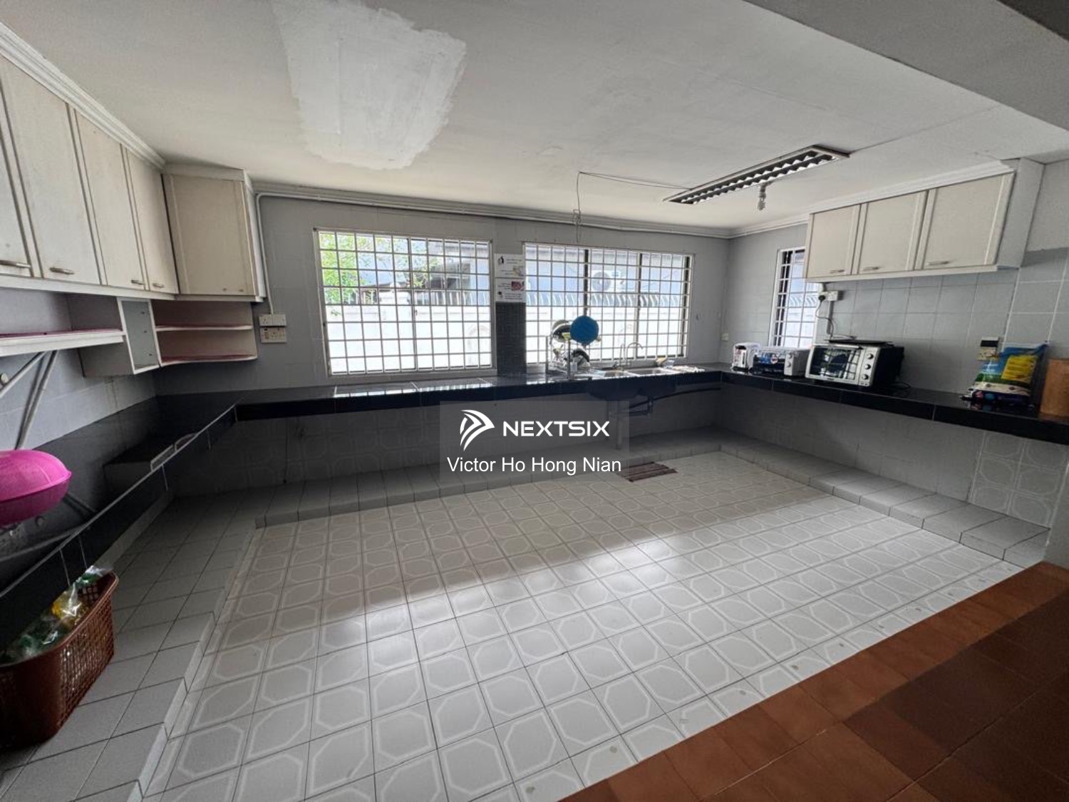 Bungalow For Sale in Kuching Sarawak - Image 7