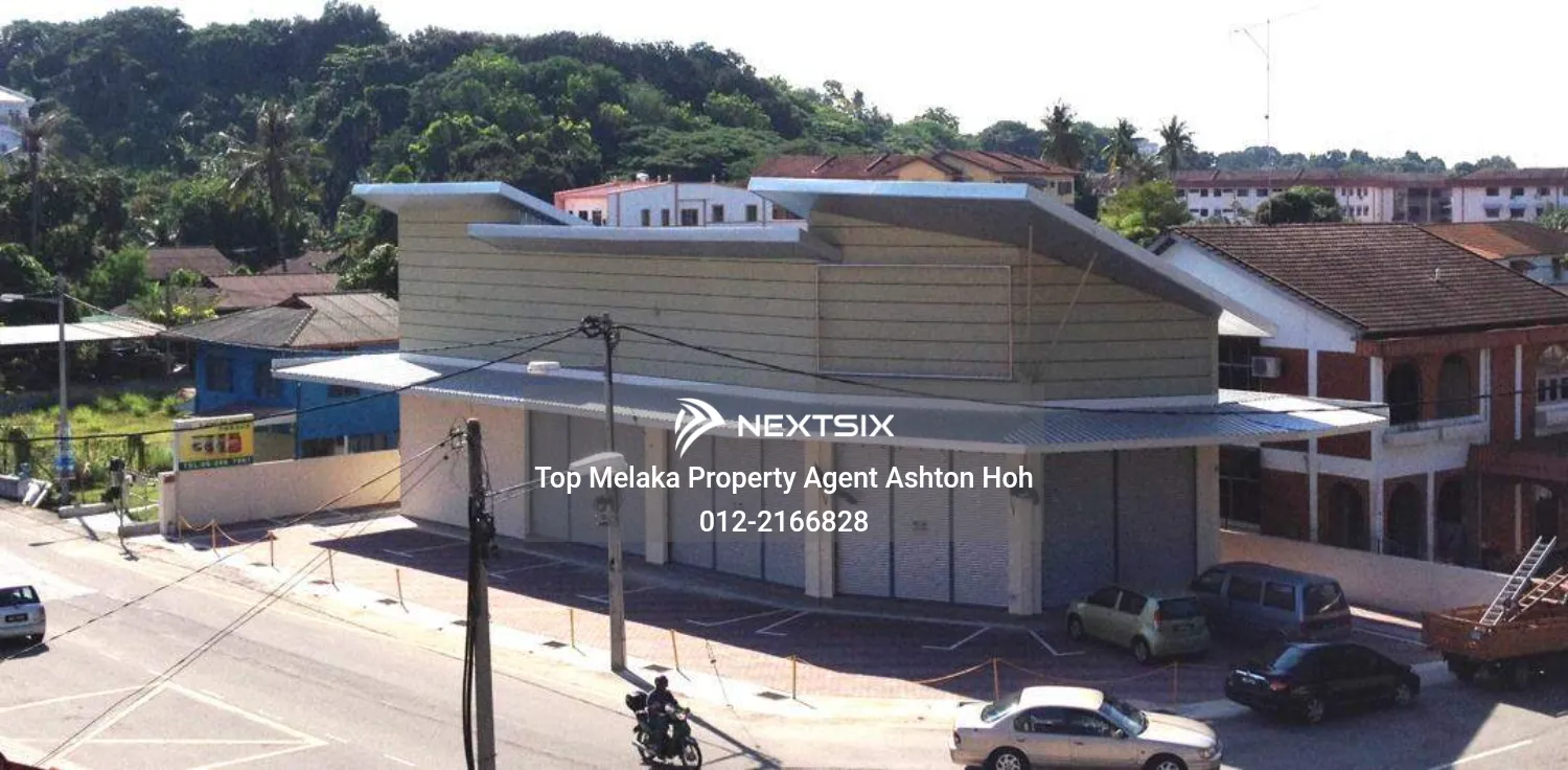 Shop For Sale in Ujong Pasir Melaka