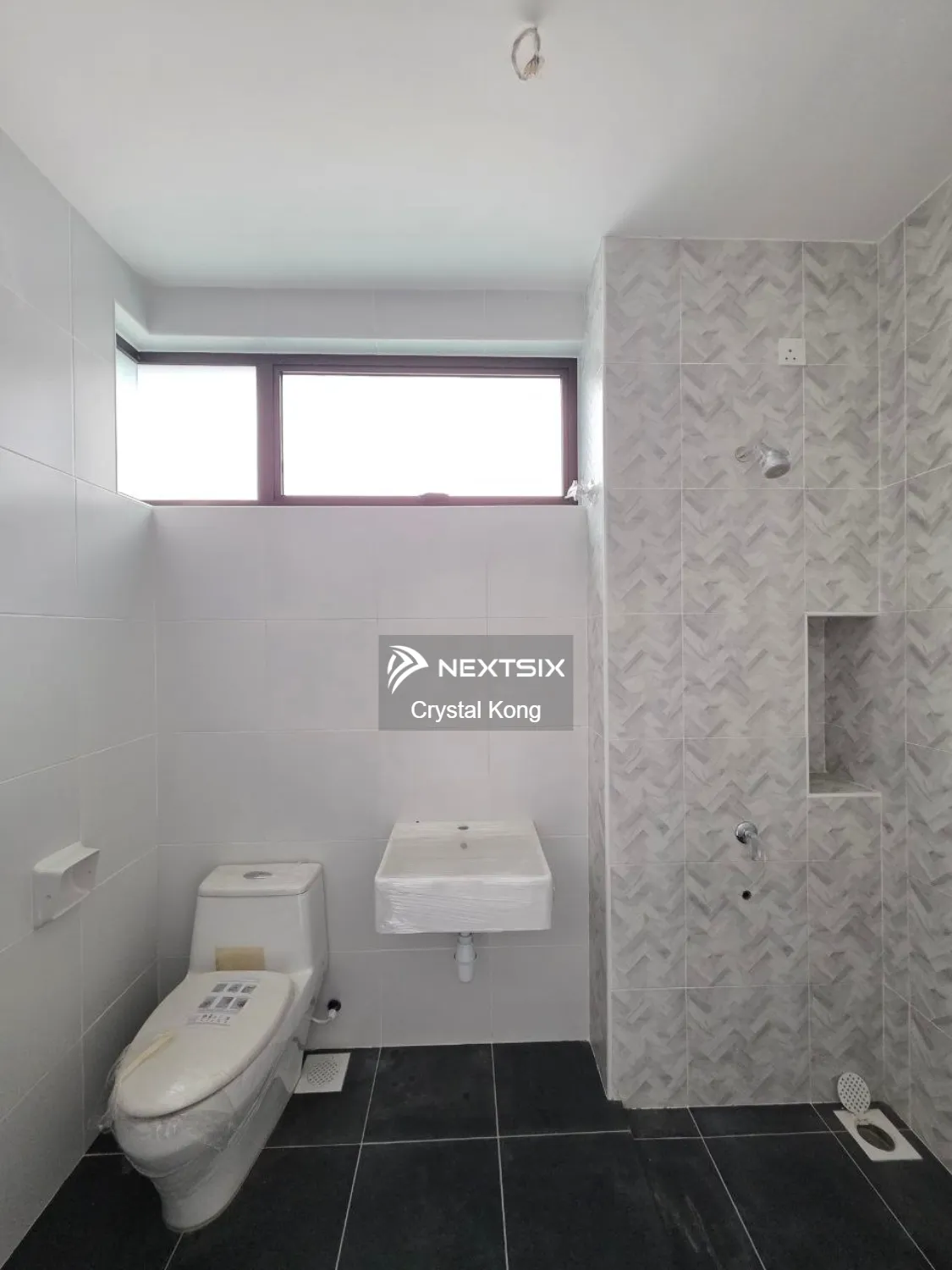 2-sty Terrace/Link House For Sale in Setia Indah Johor - Image 8