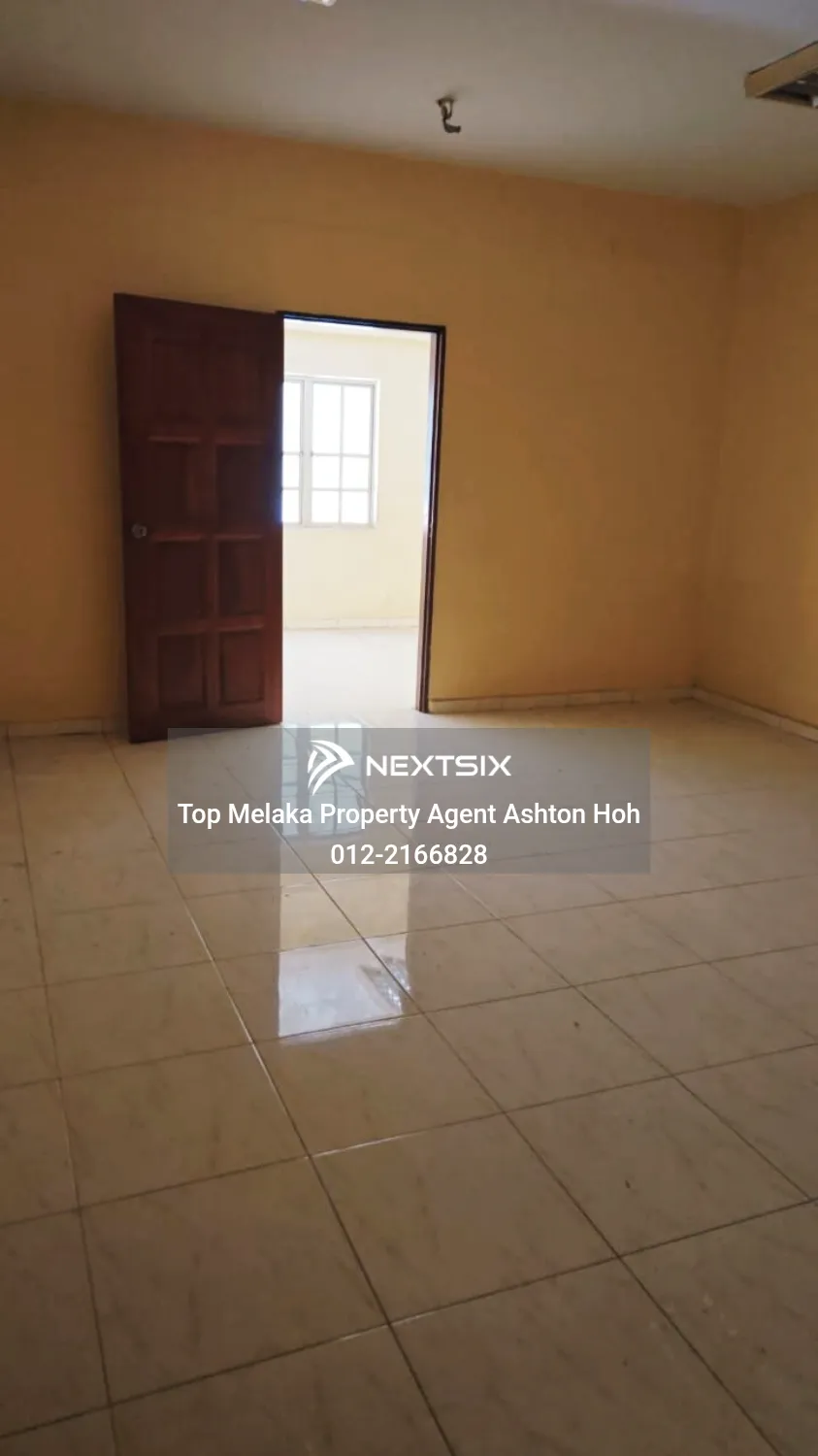 Shop Office For Rent in Cheng Melaka - Image 6