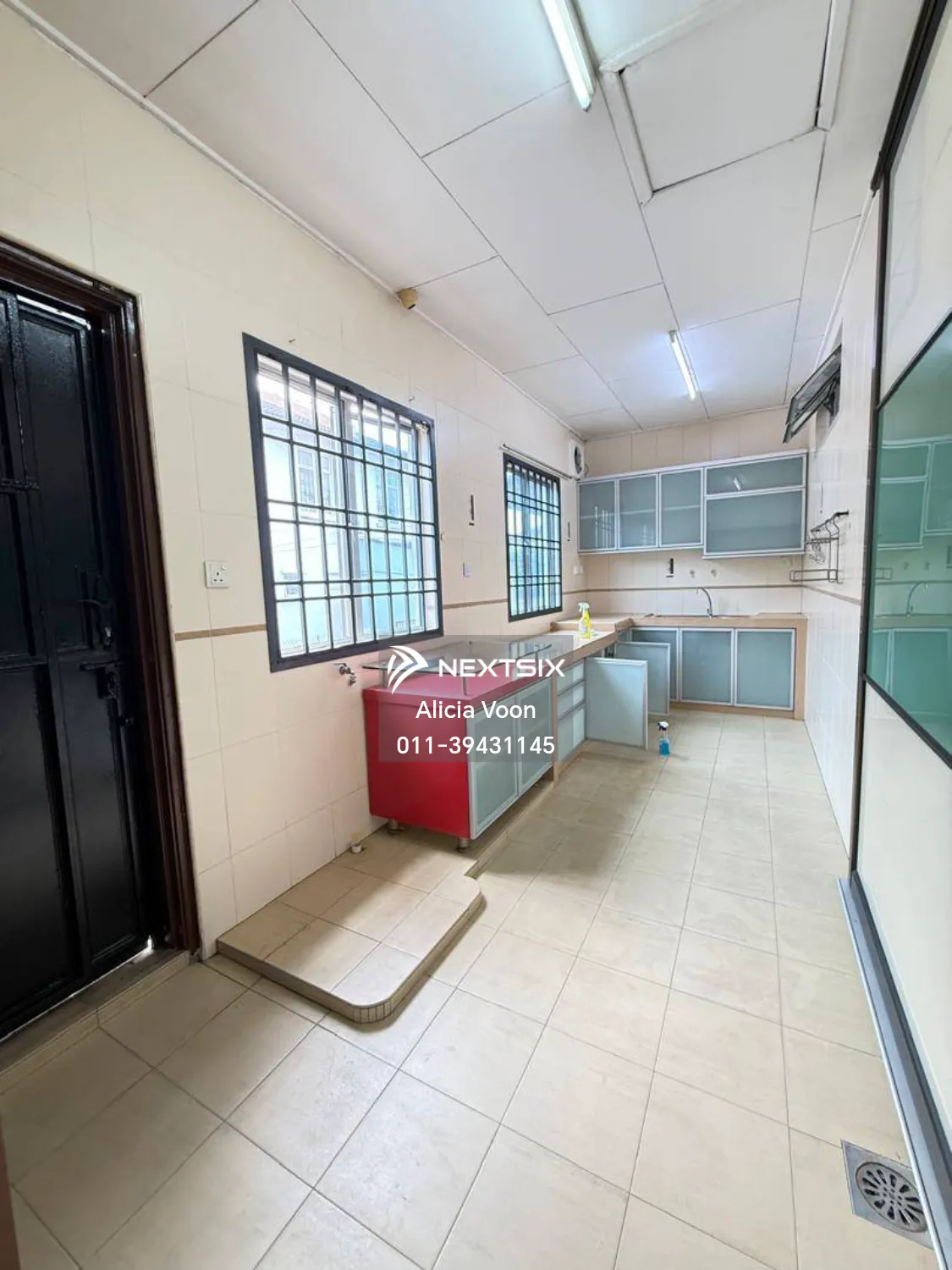 2-sty Terrace/Link House For Rent in Setia Indah Johor - Image 6