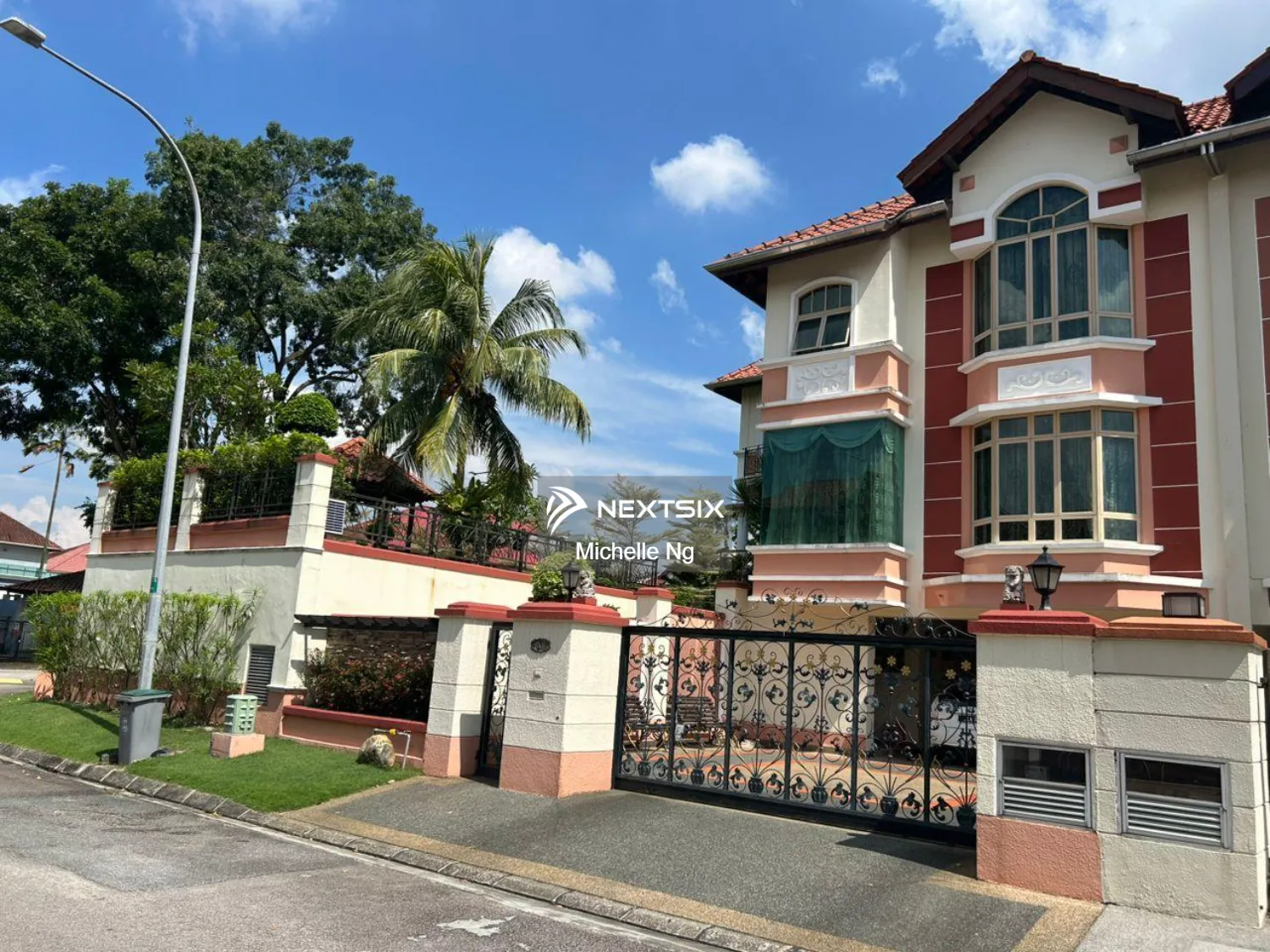 Semi-detached House For Sale in Tebrau Johor