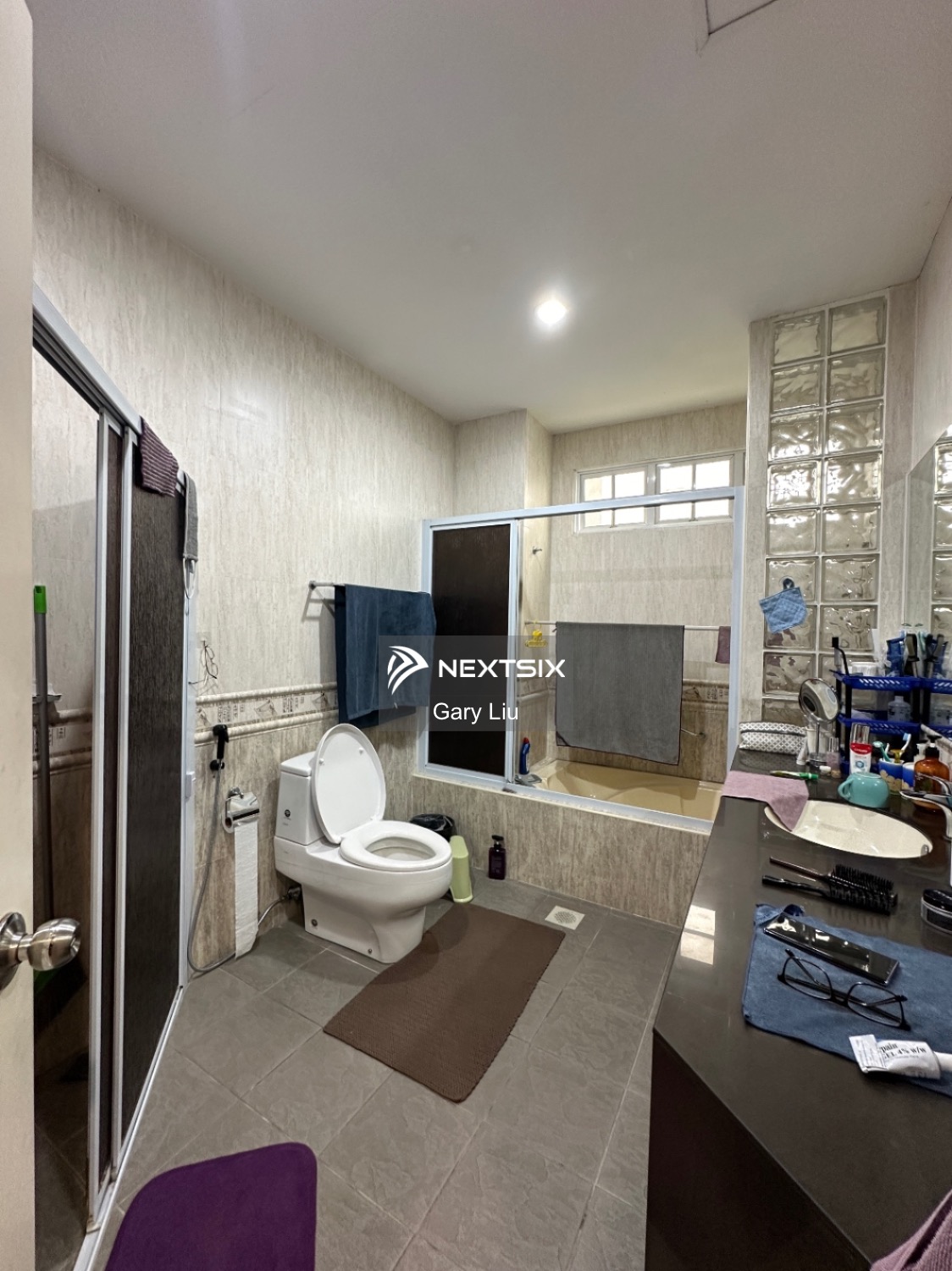 Condominium For Sale in Kuching Sarawak - Image 11