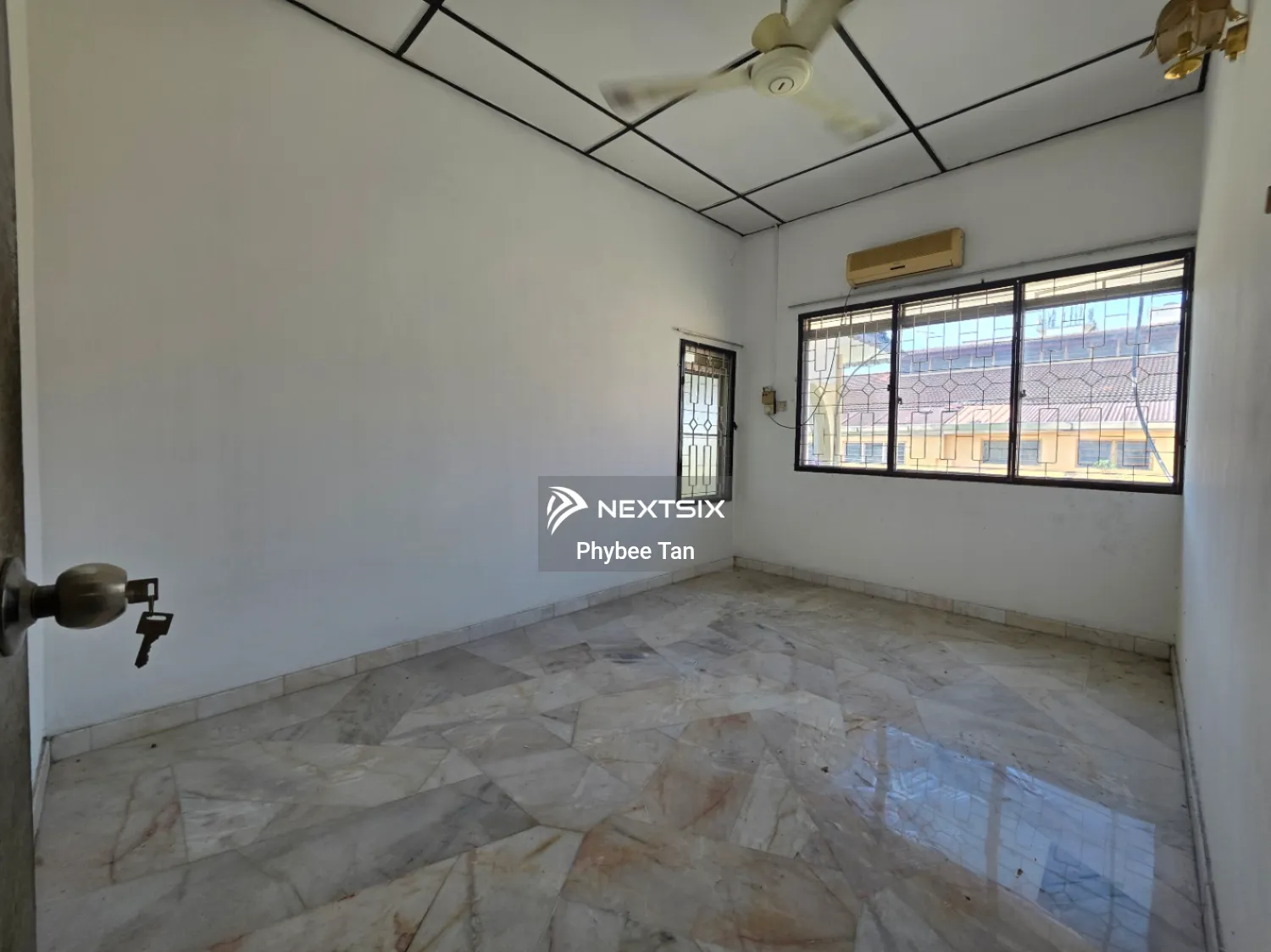 Semi-detached House For Sale in Batu Gajah Perak - Image 14