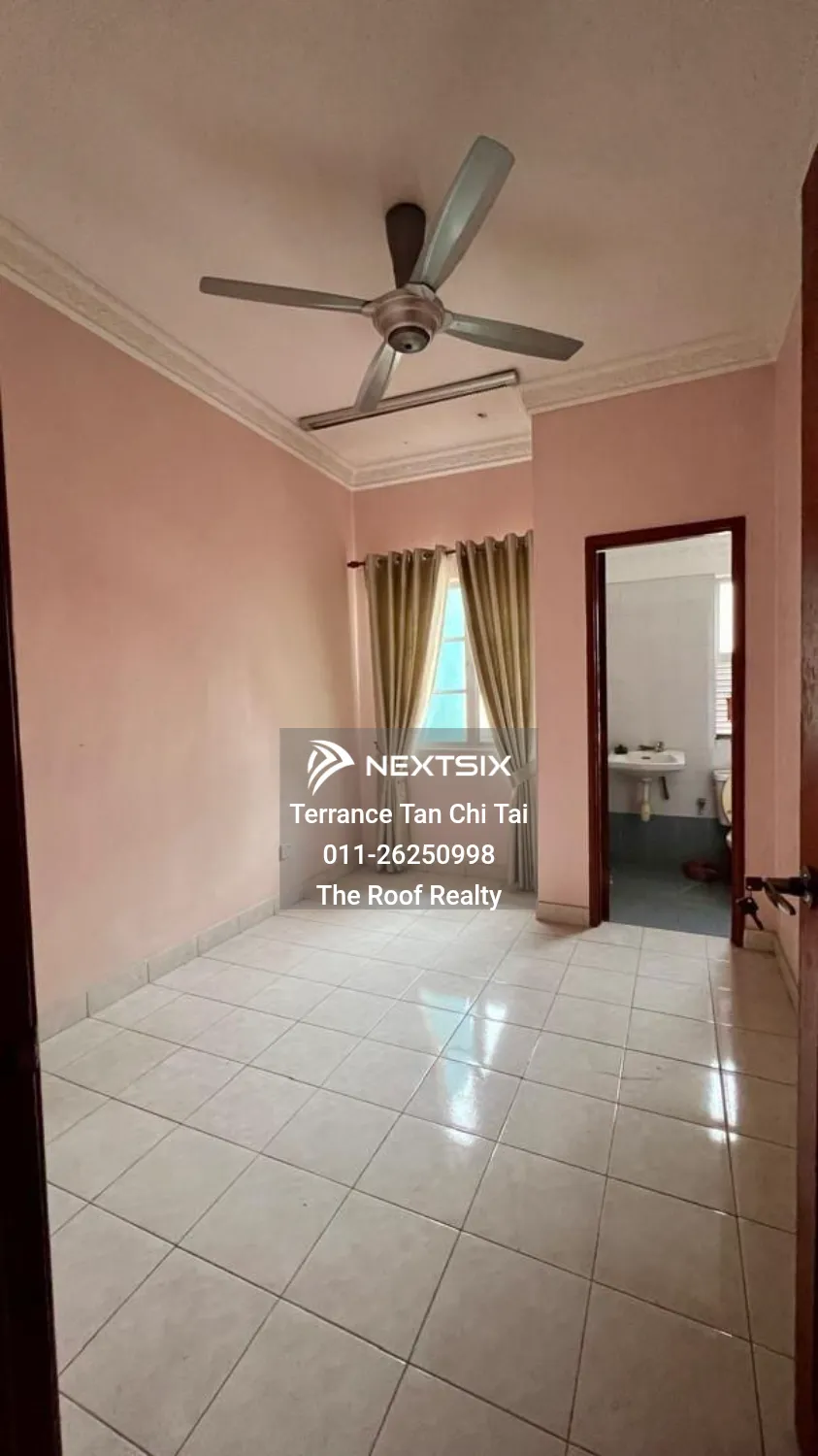 2-sty Terrace/Link House For Sale in Bandar Botanic Selangor - Image 5