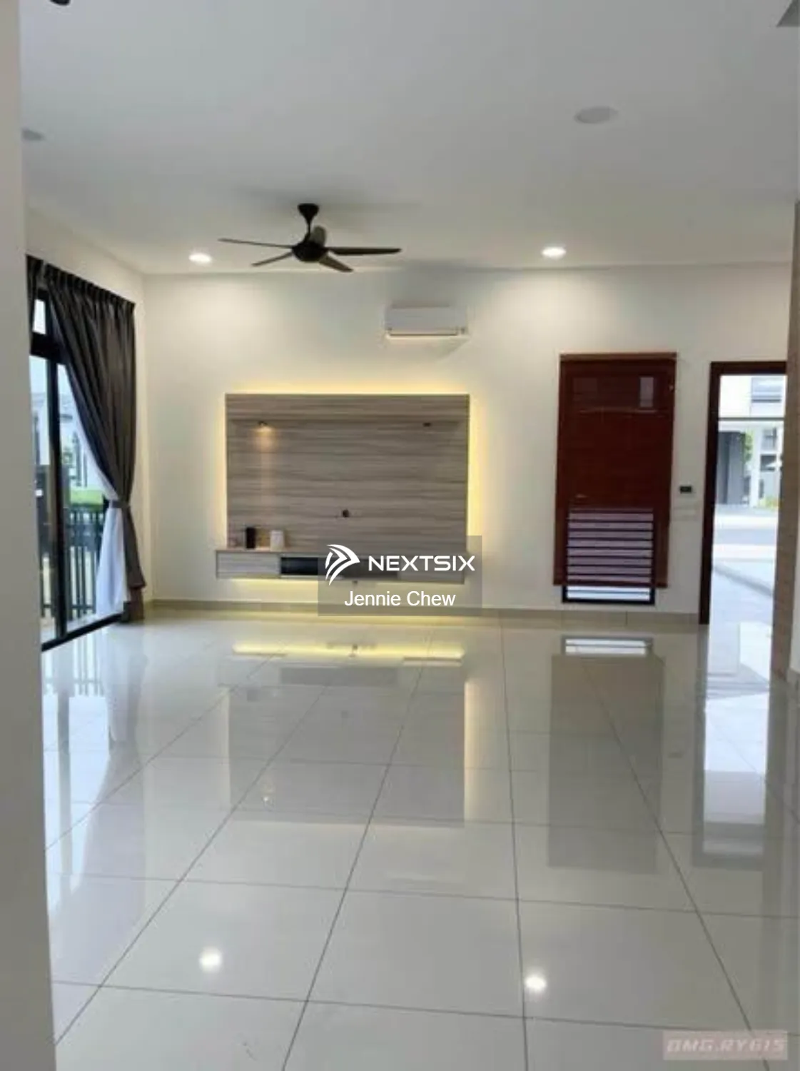 Semi-detached House For Sale in Setia Alam Selangor - Image 2