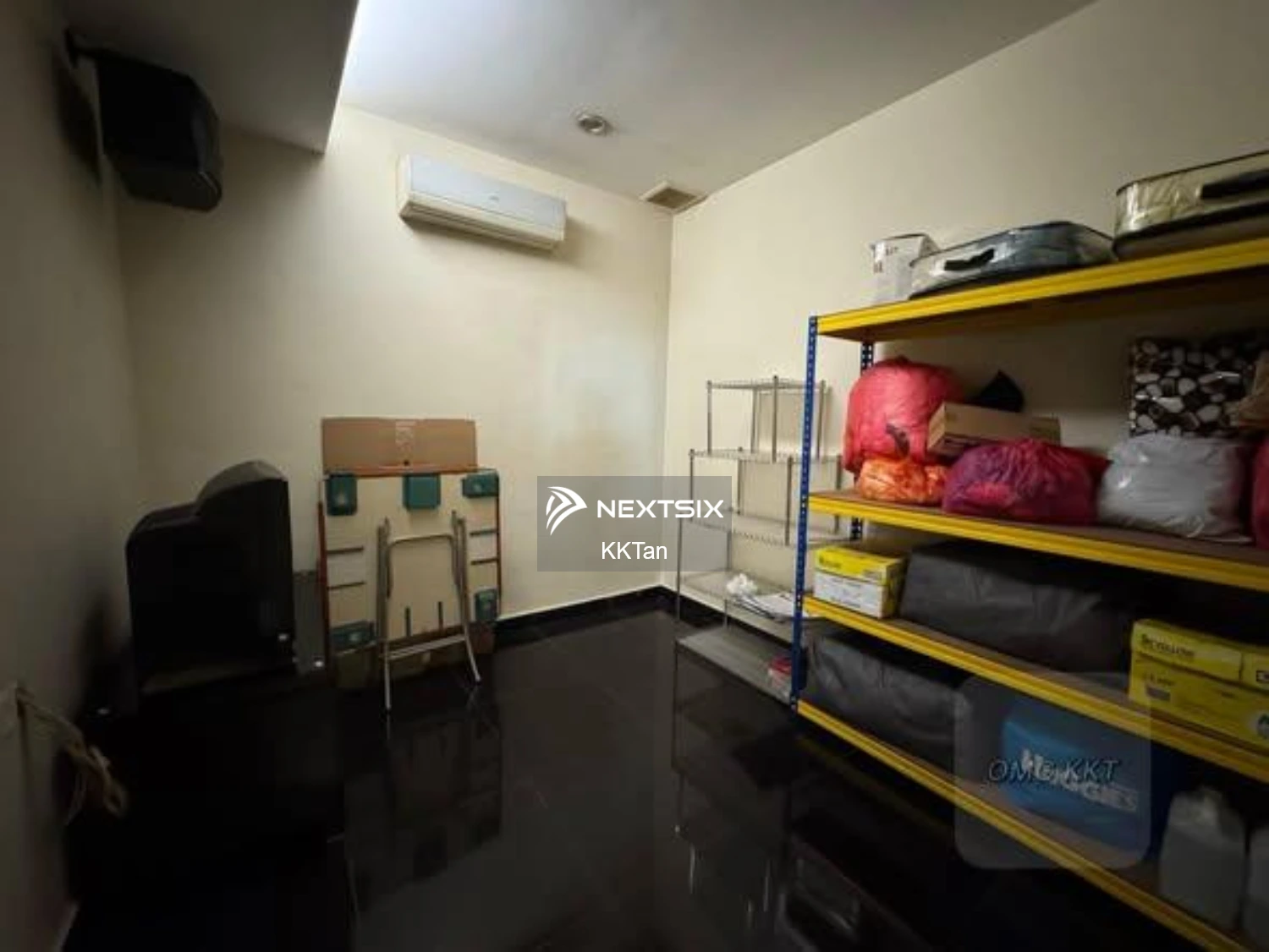 Semi-detached House For Sale in Kapar Selangor - Image 16