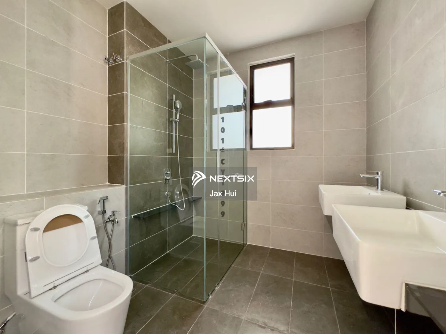 Semi-detached House For Sale in Setia Alam Selangor - Image 11